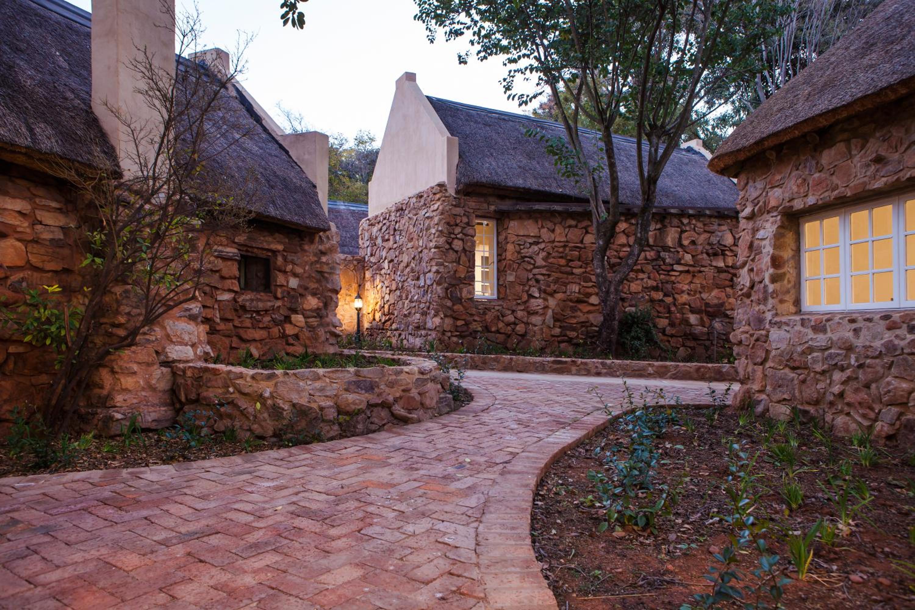 Hotel Pierneef's Kraal - Image 1