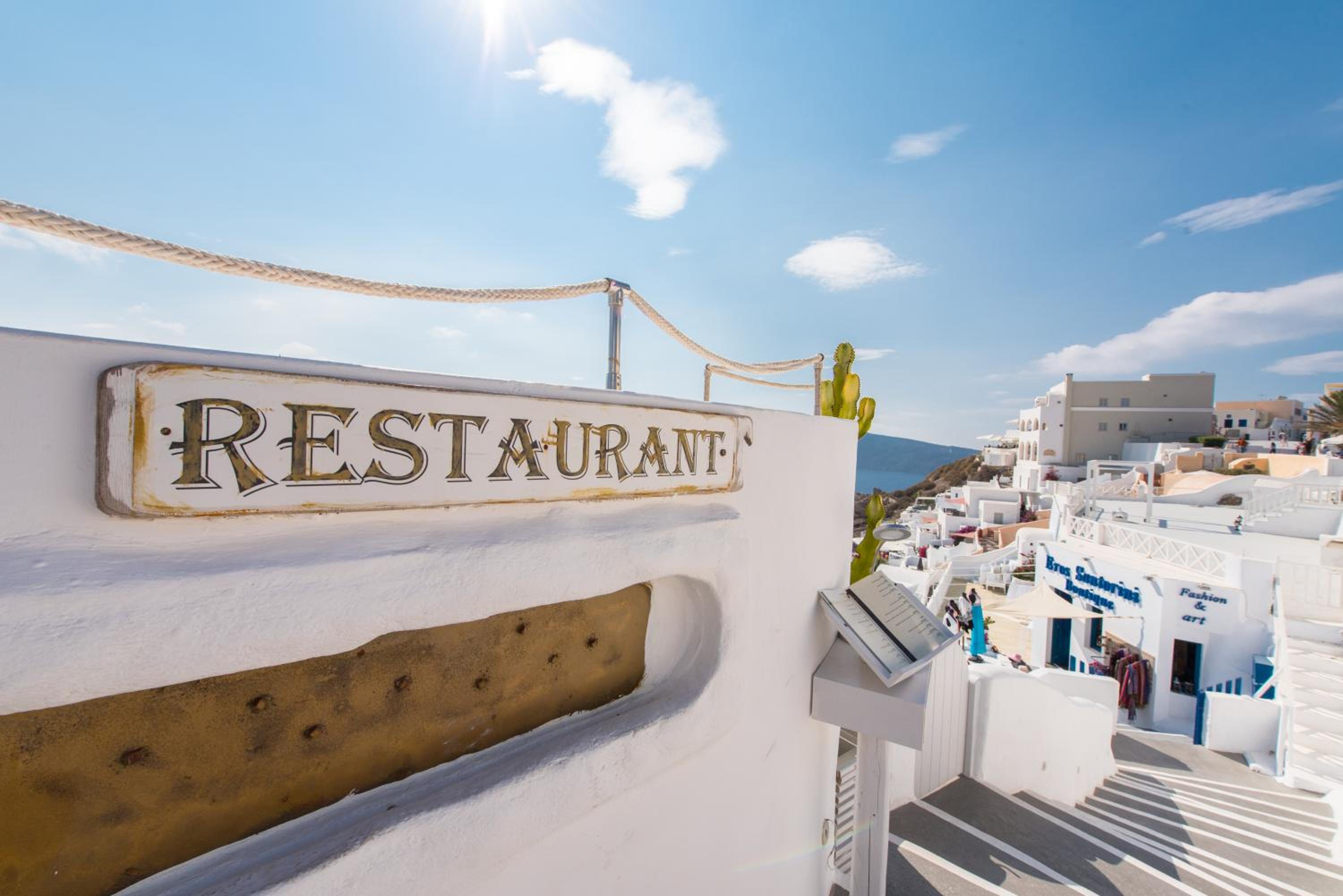 Santorini Secret Suites & Spa 78