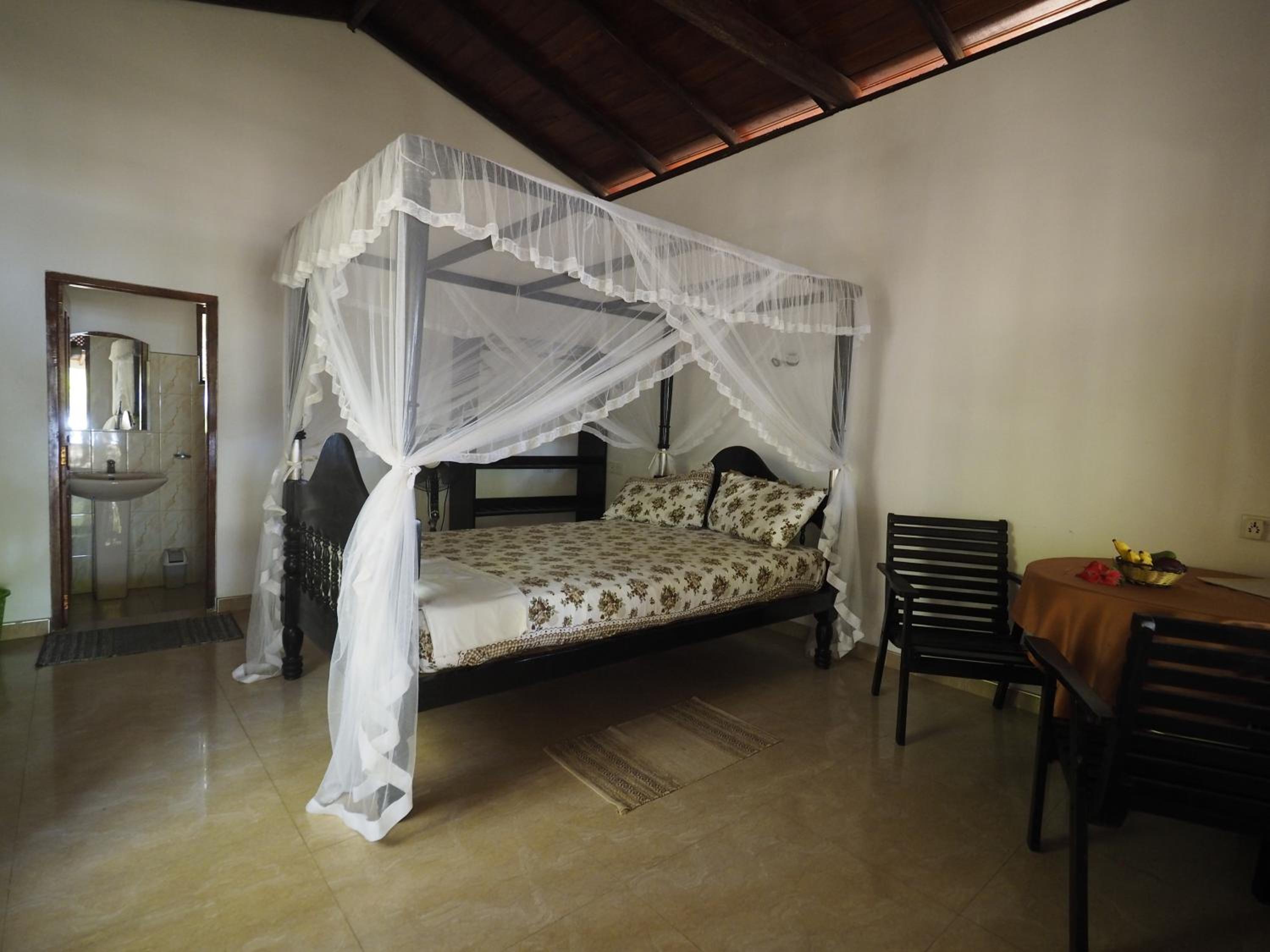 Ibisbird Beach Bungalows, Sport, Spa and Restaurant view 2