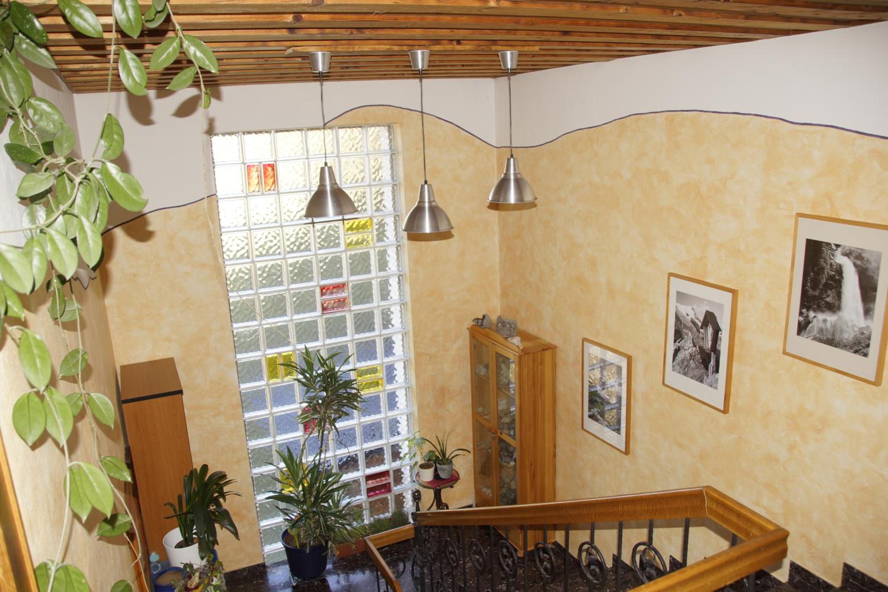 Photo 46