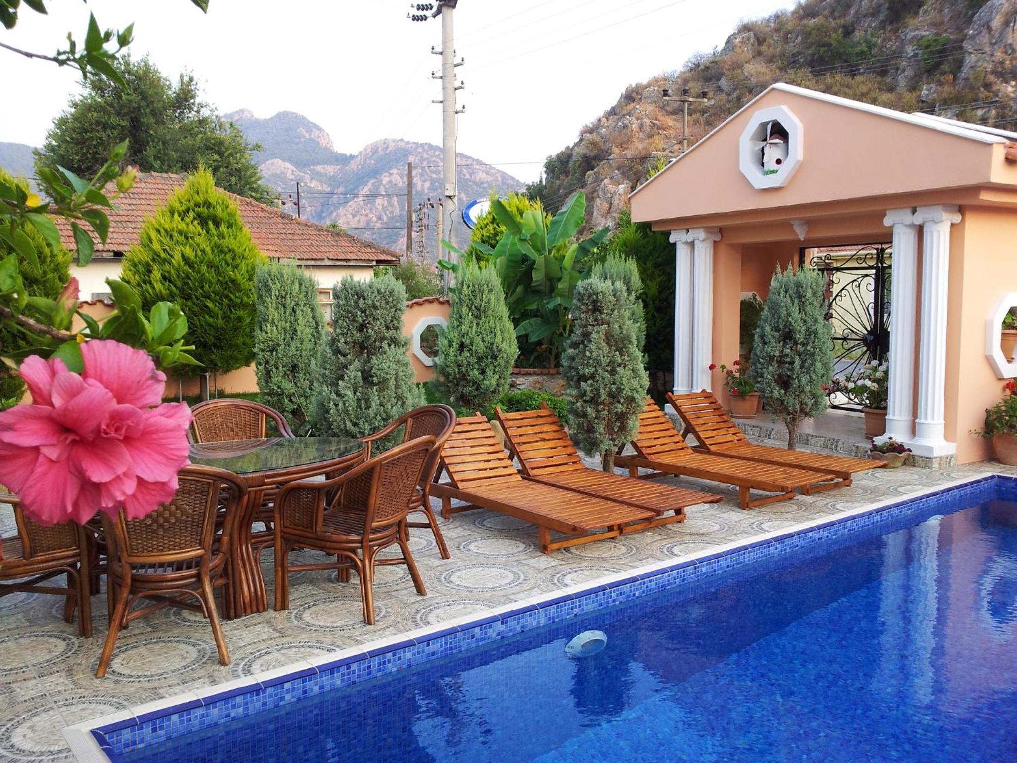 Dalyan Palace