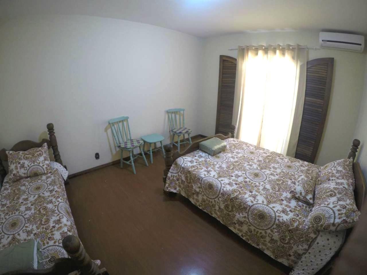 Le Monde Hostel - Suites e Camas