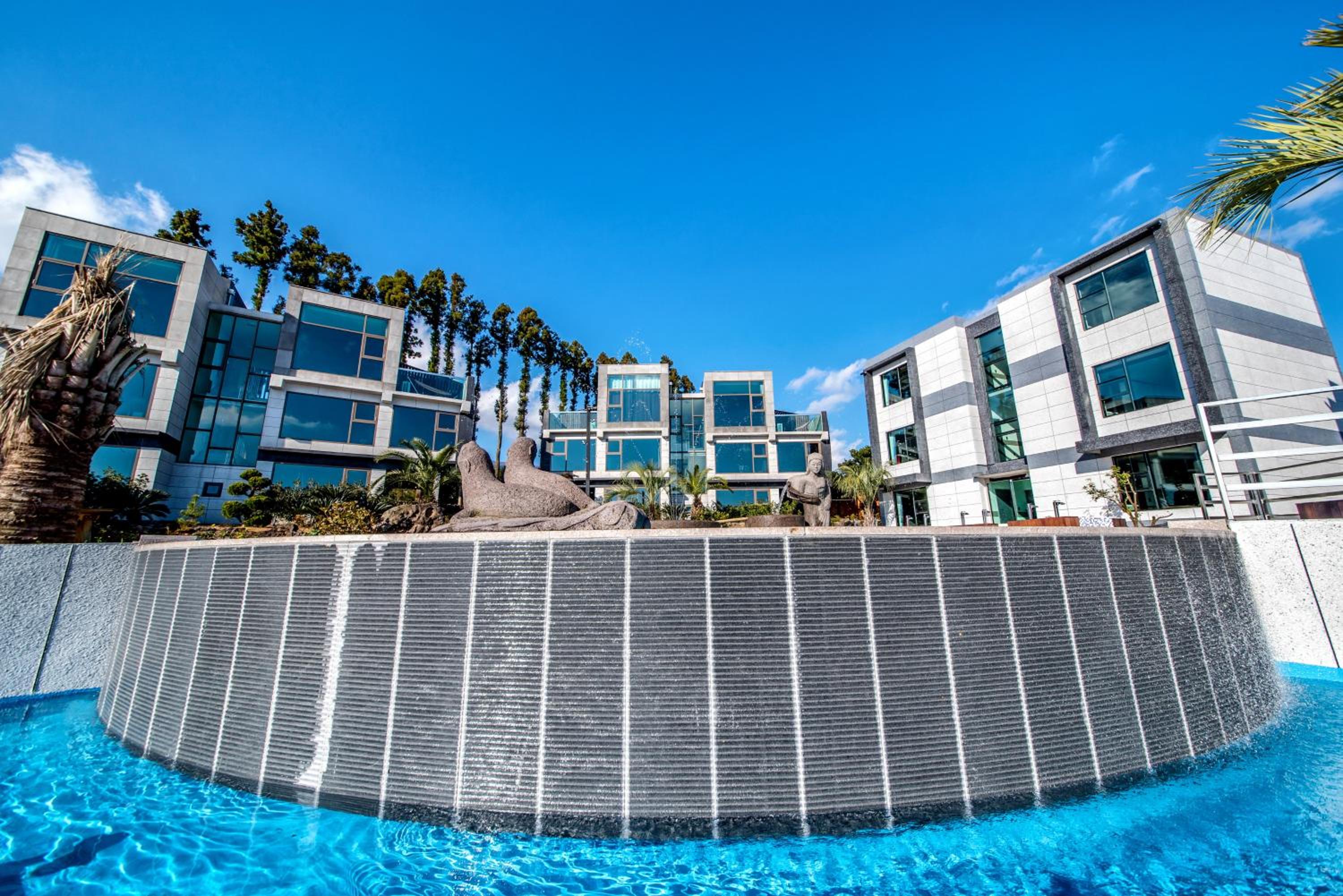 Donnaekohill Resort
