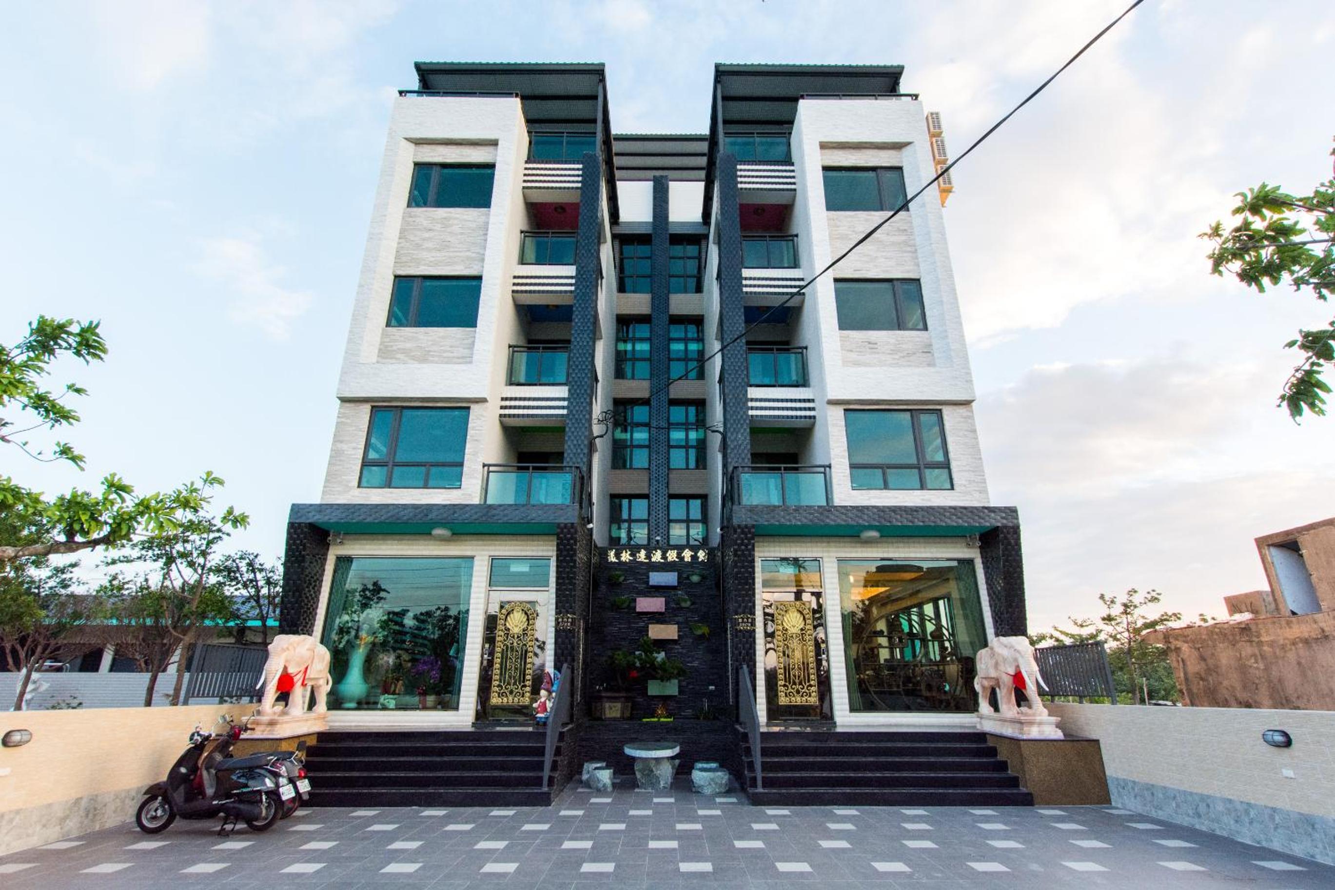 Hotel Melinda Resort - Image 1