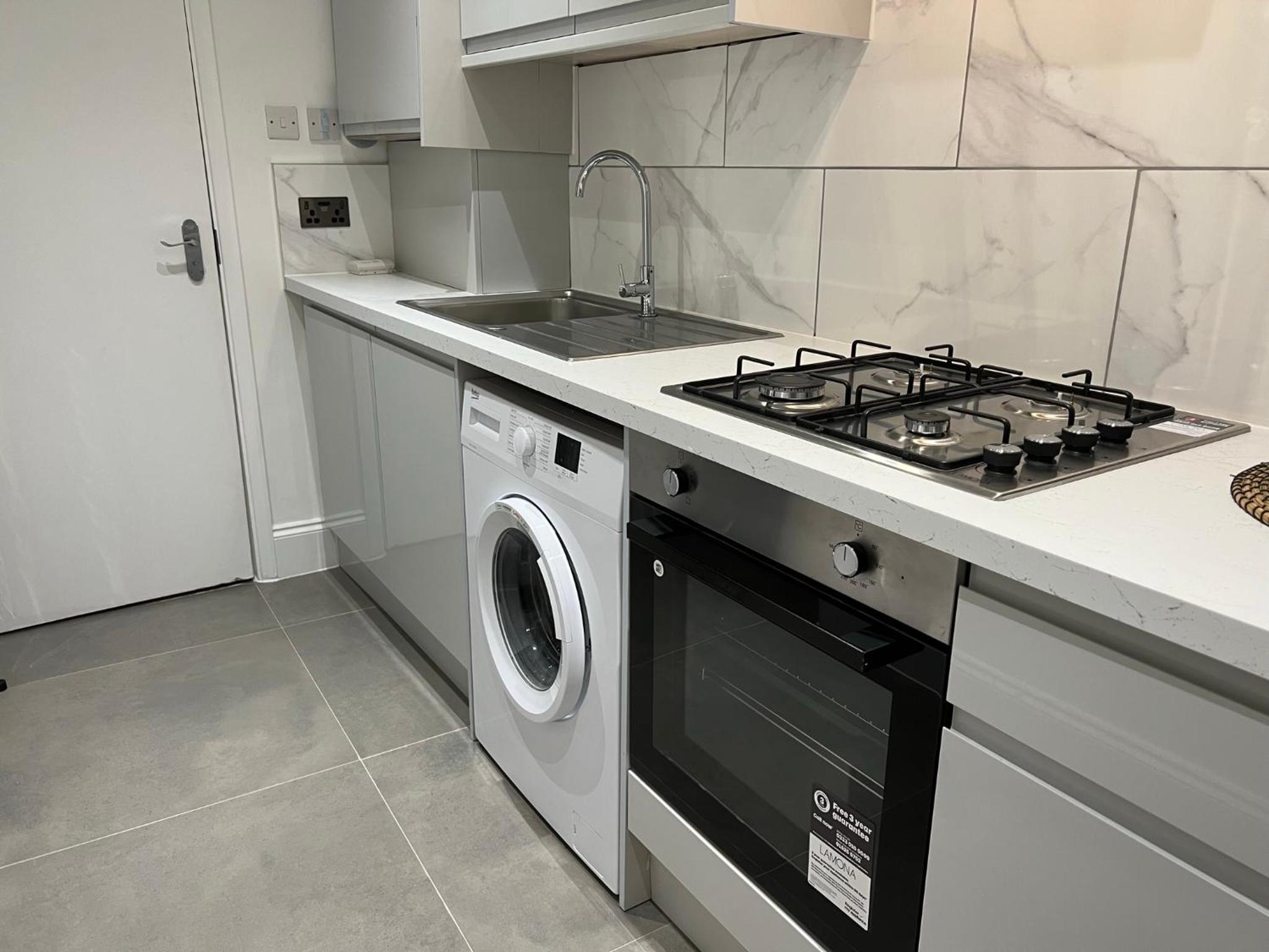 Lovely 1 bedroom flat High Barnet 3 mins away, photo 5