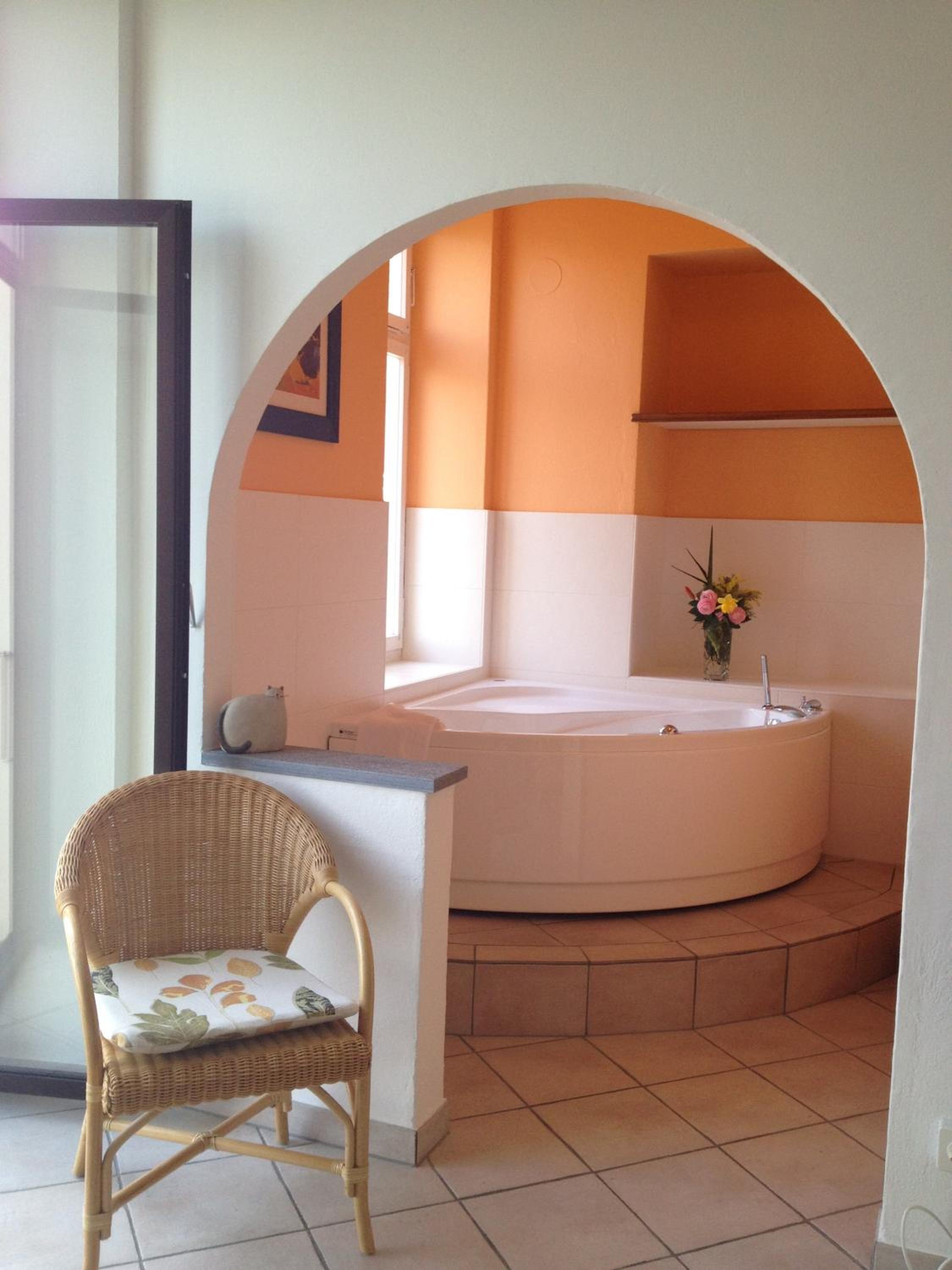 Jacuzzi