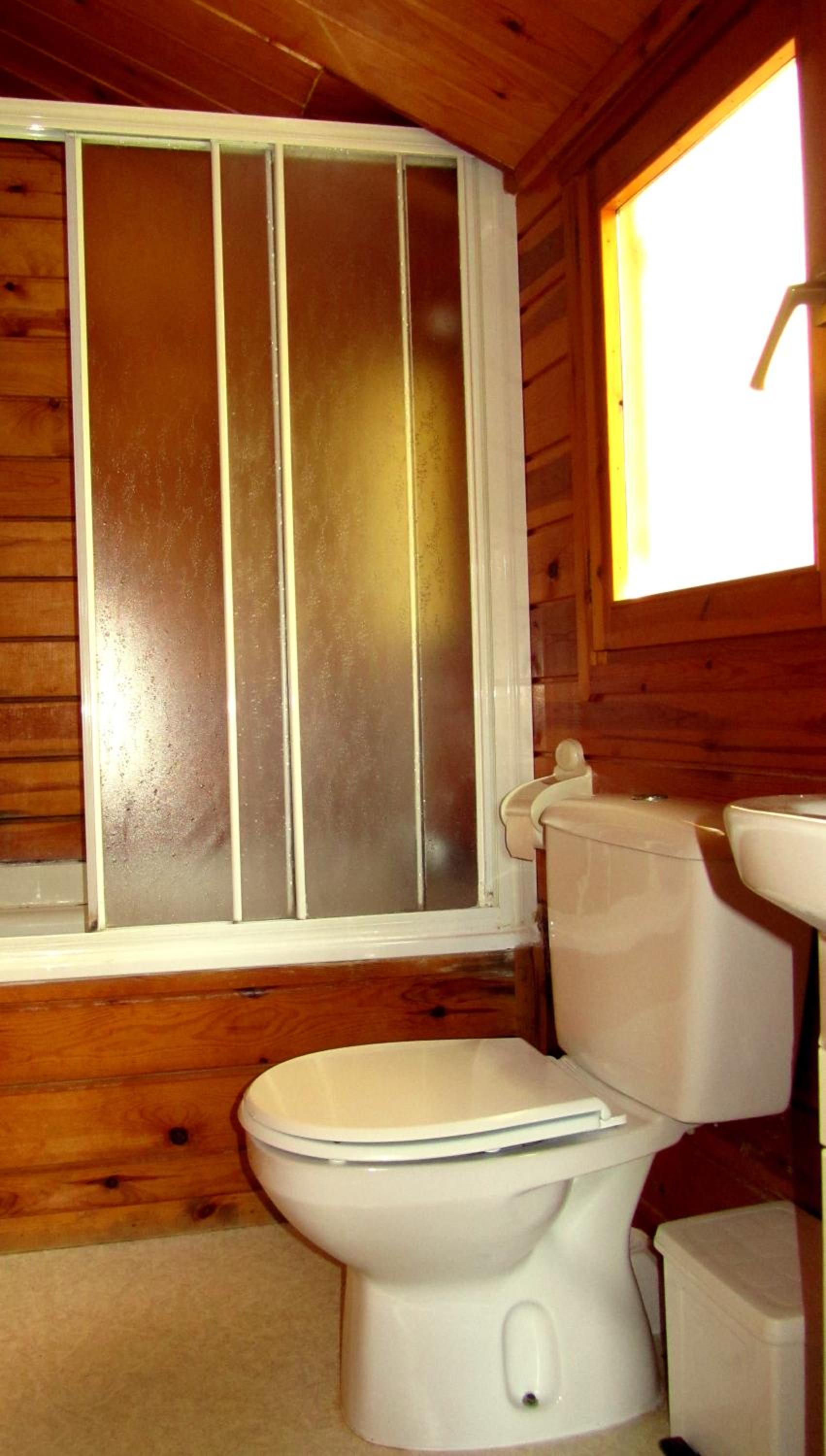 Camping y Bungalow Ligüerre de Cinca,