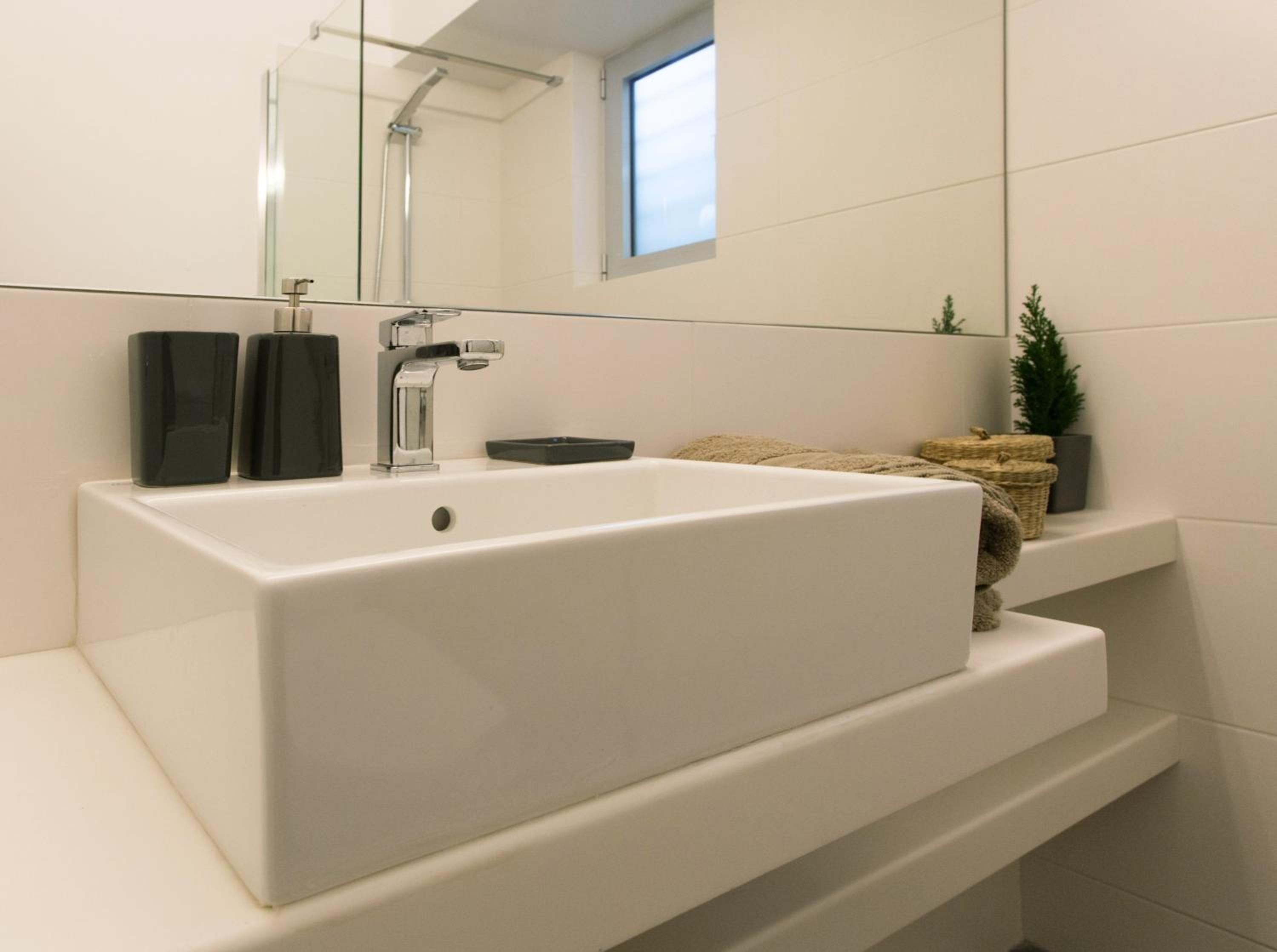 Homz Studios Faliro