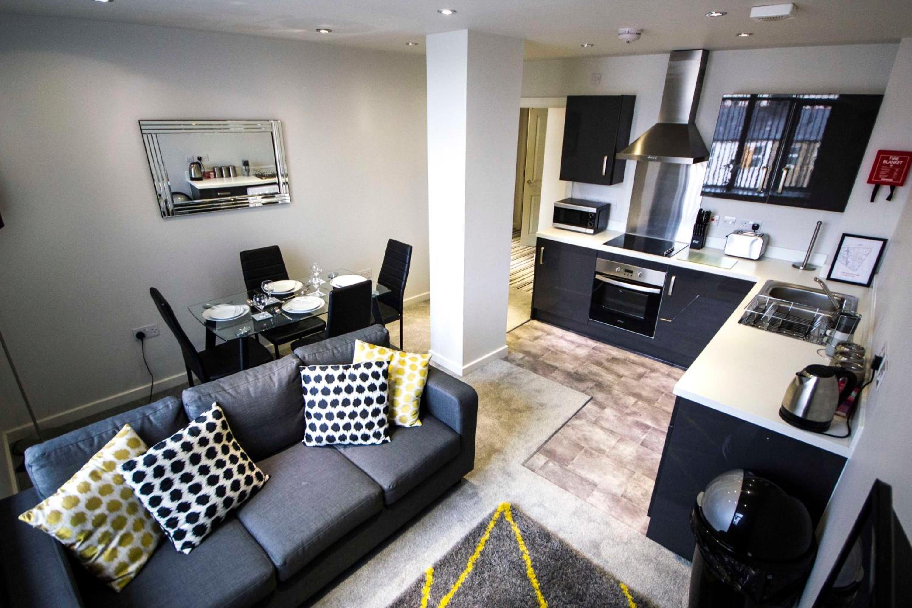 StayZo Spacious Self-Catering Accommodation-3