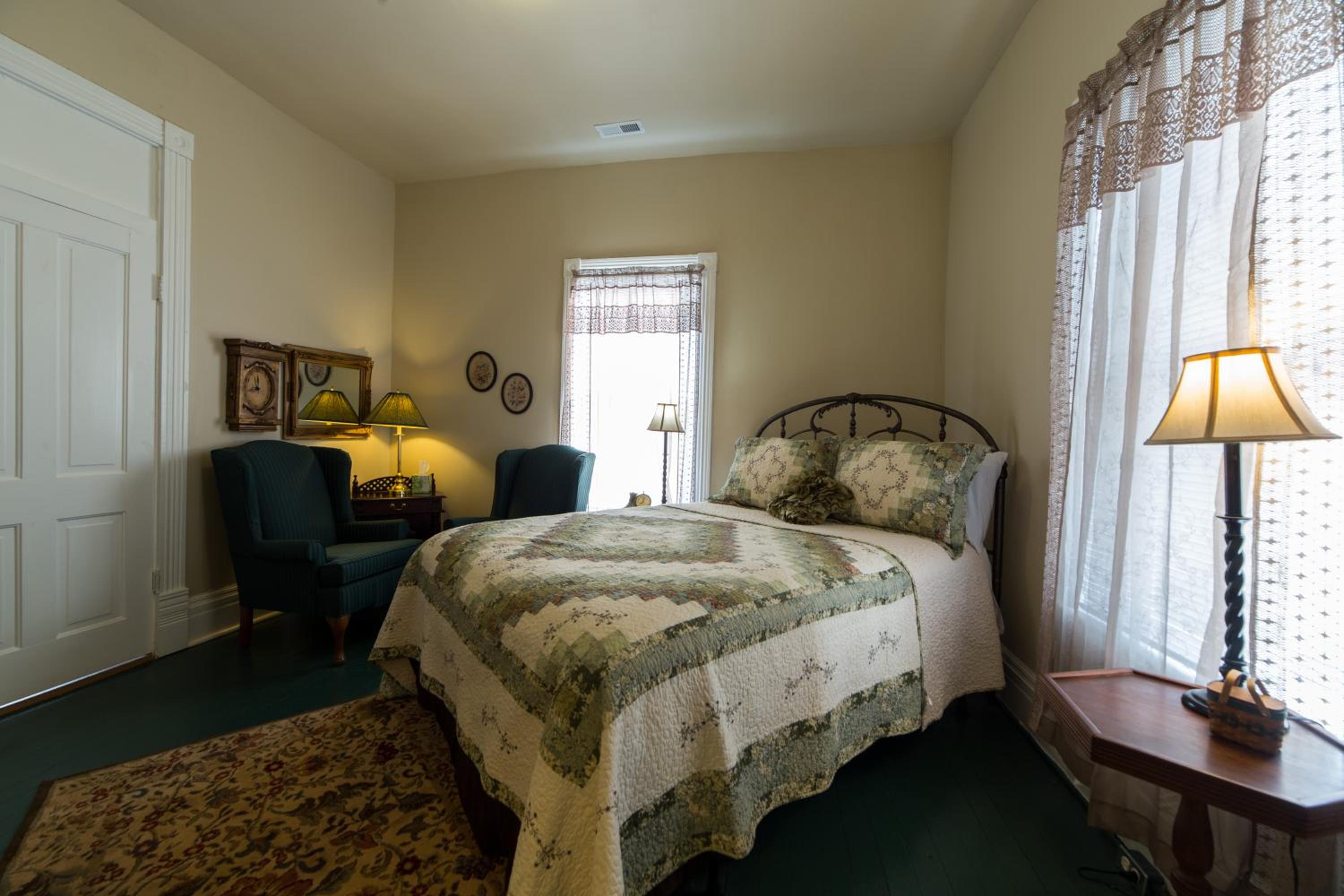 Grand Victorian Inn