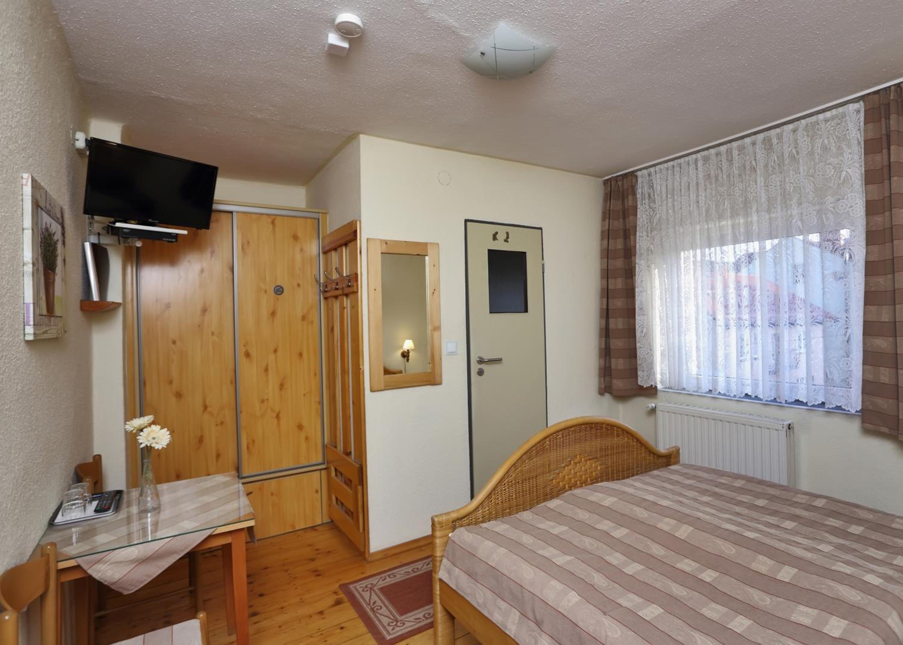 Photo 40