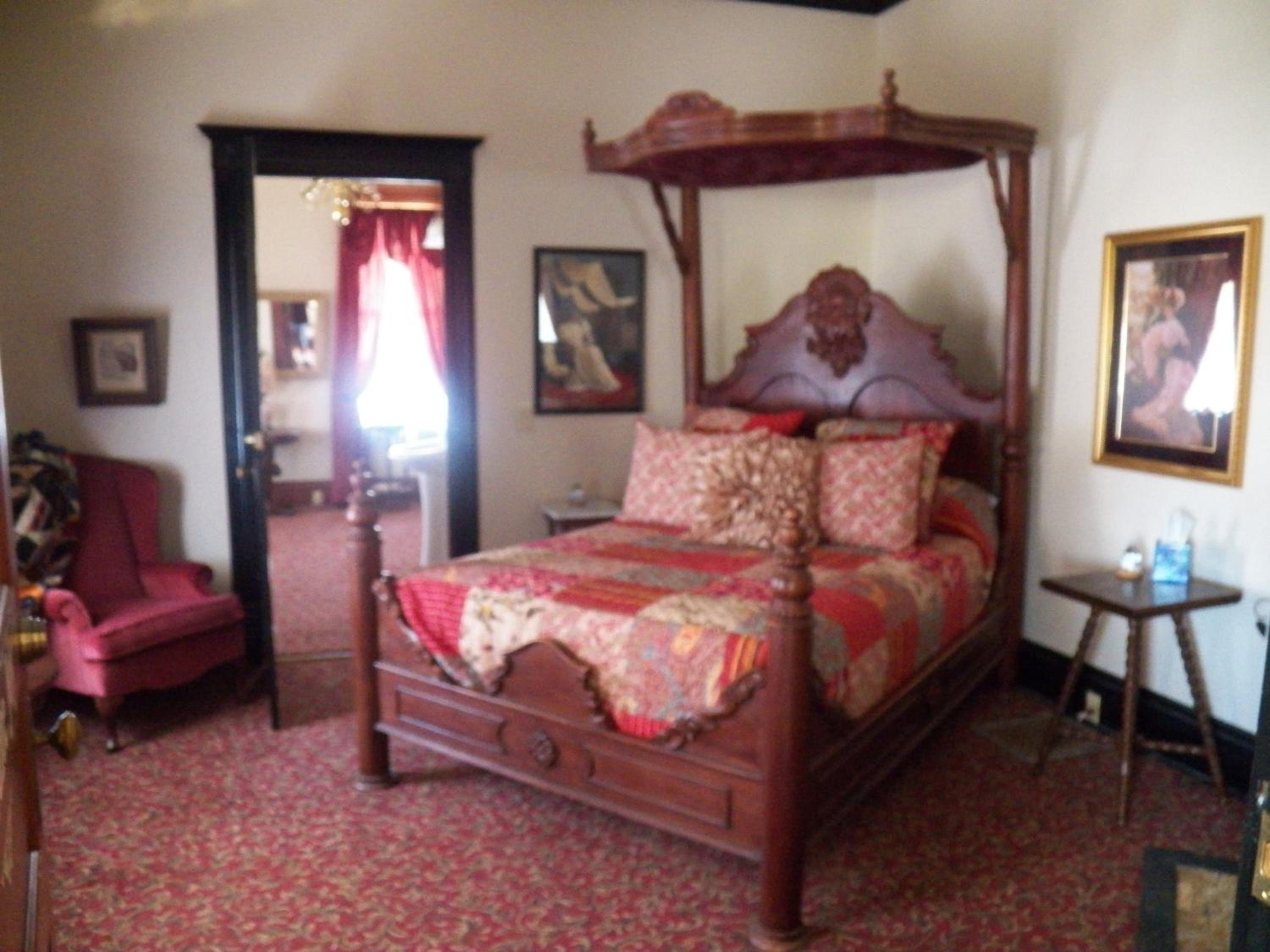 Grand Victorian Inn