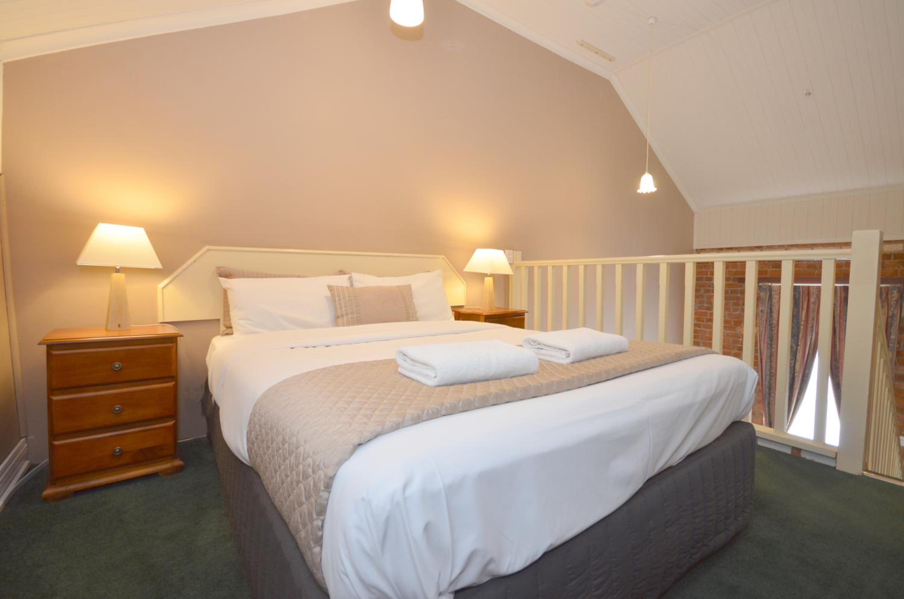 Central Springs Inn
