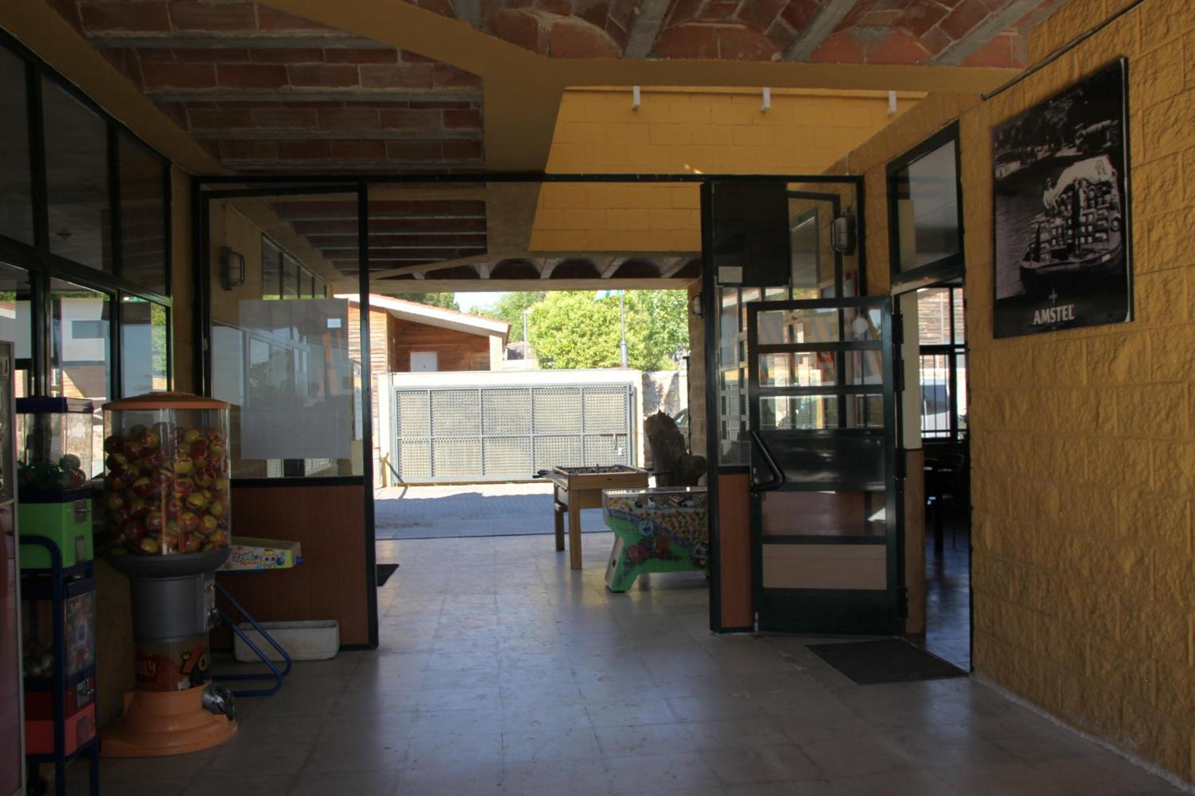 Hostal - Bungalows Camping Cáceres