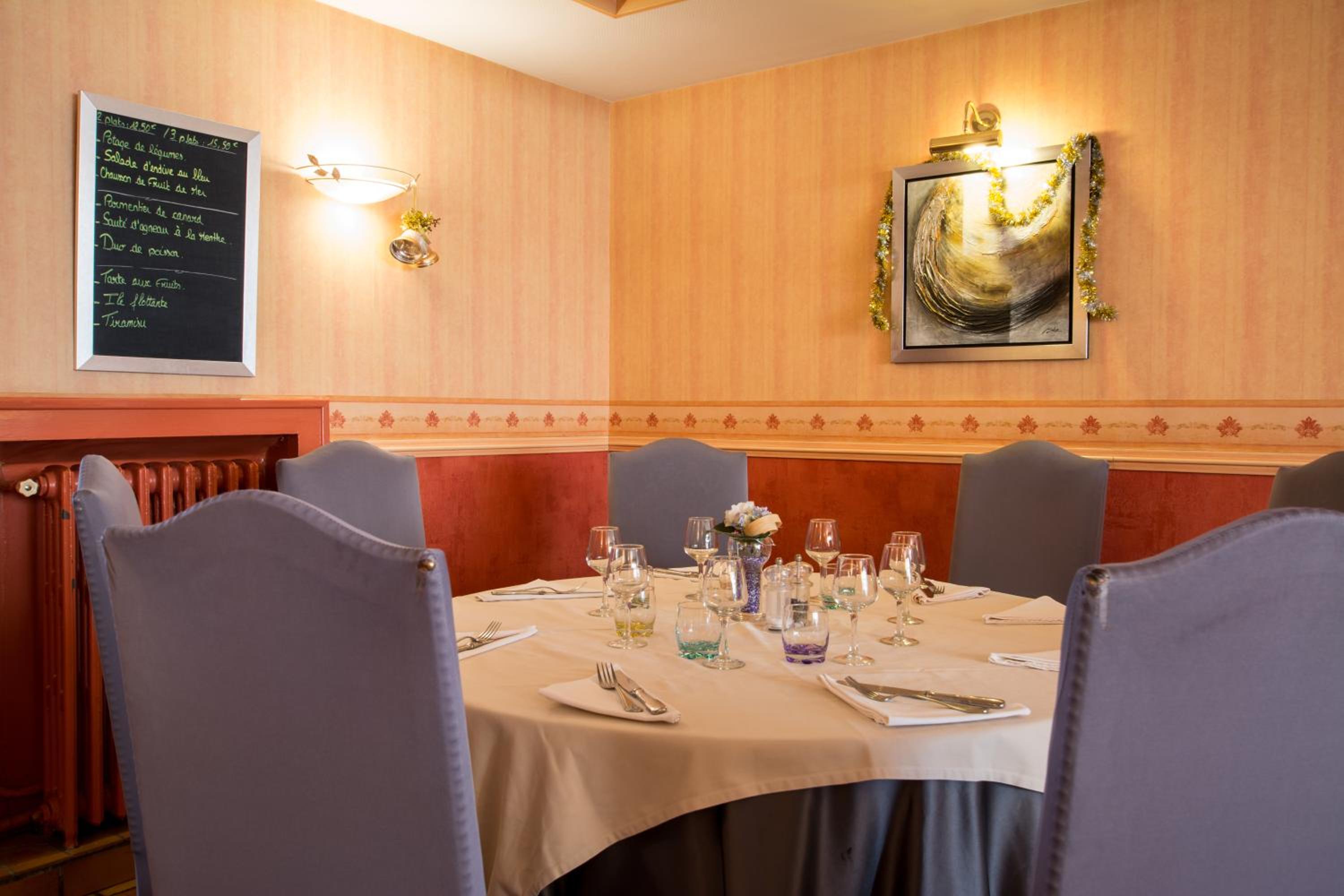 restaurant
