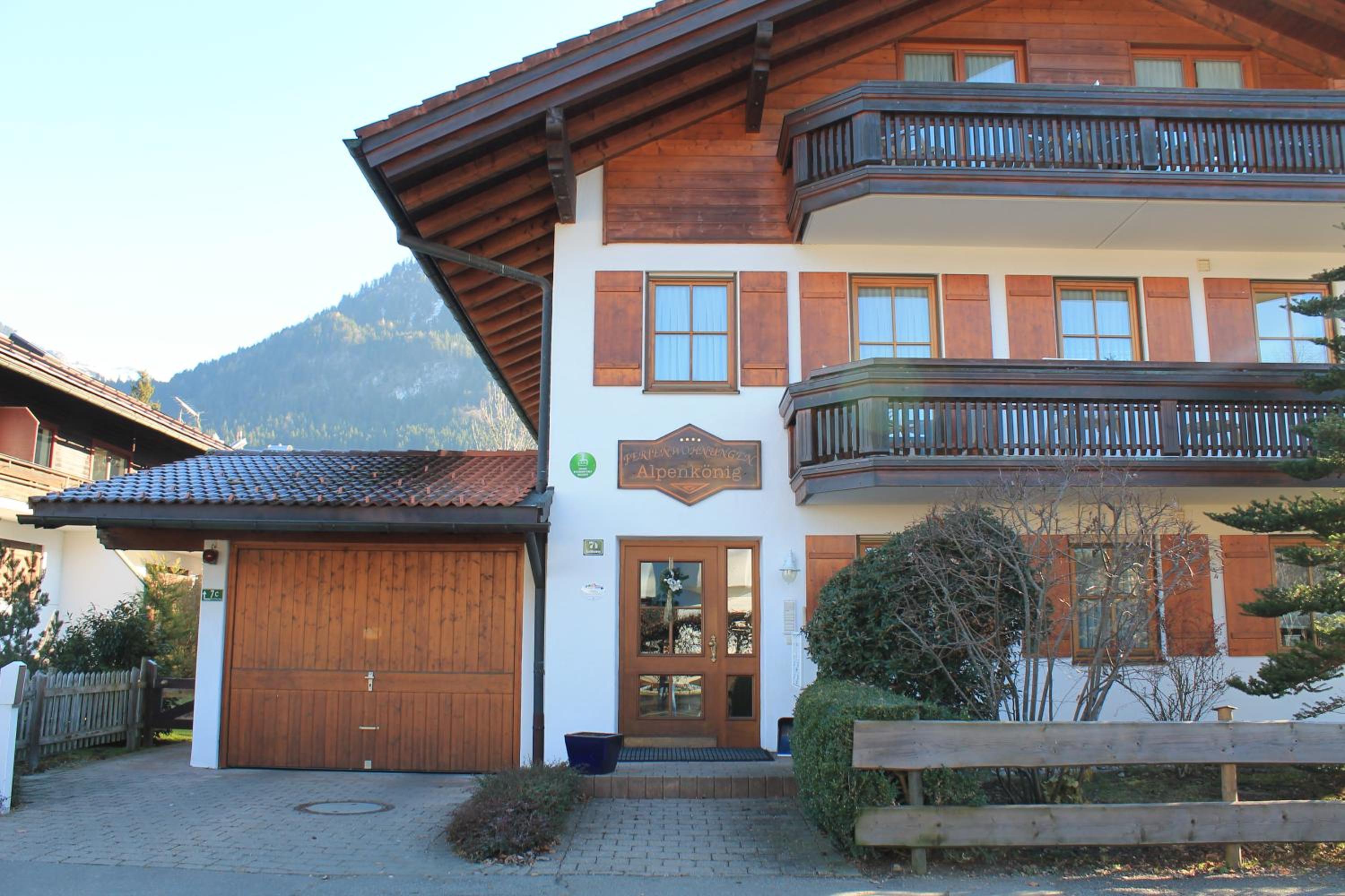 Ferienwohnung Weingärtner view 2