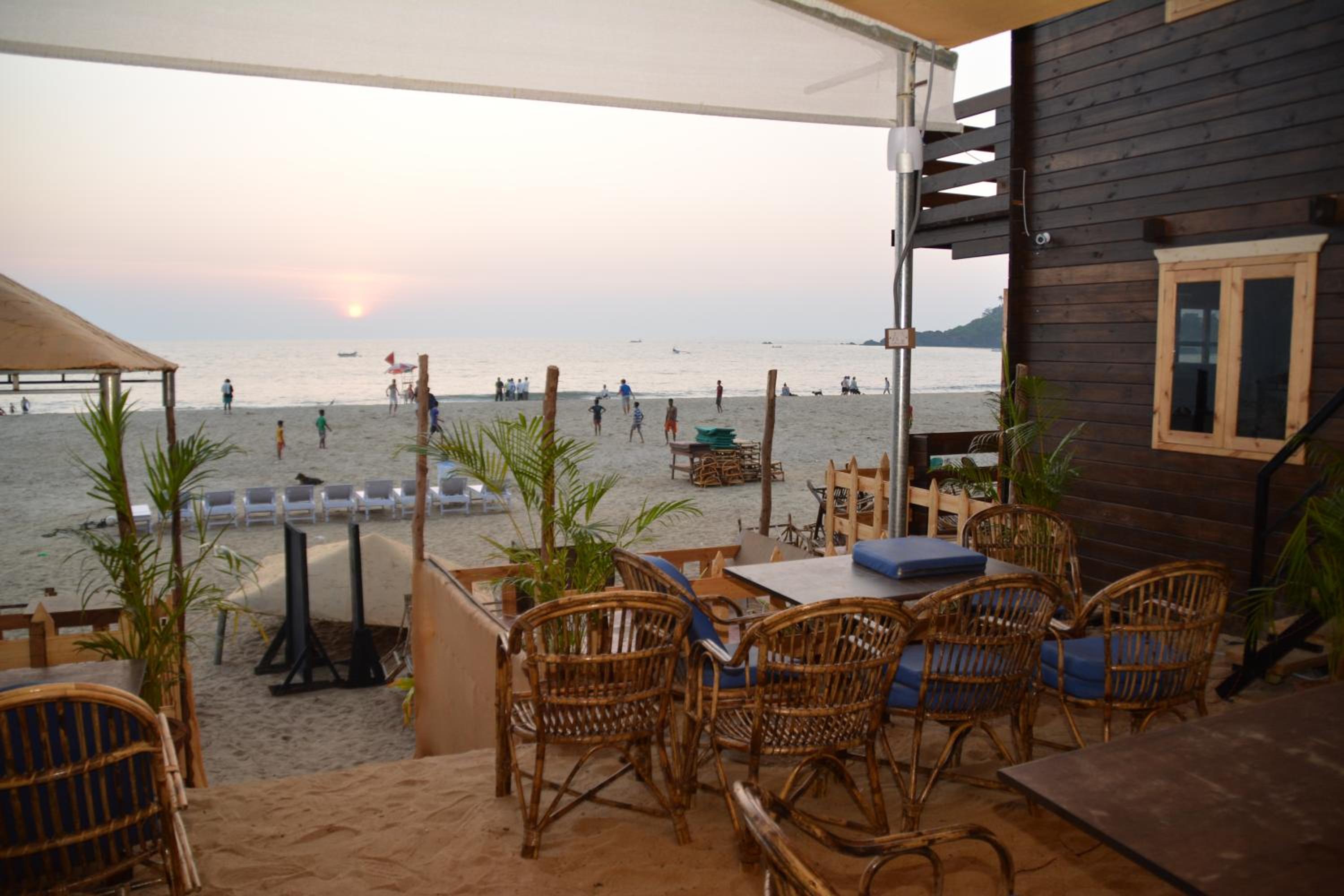 Roundcube Beach Cottages Patnem