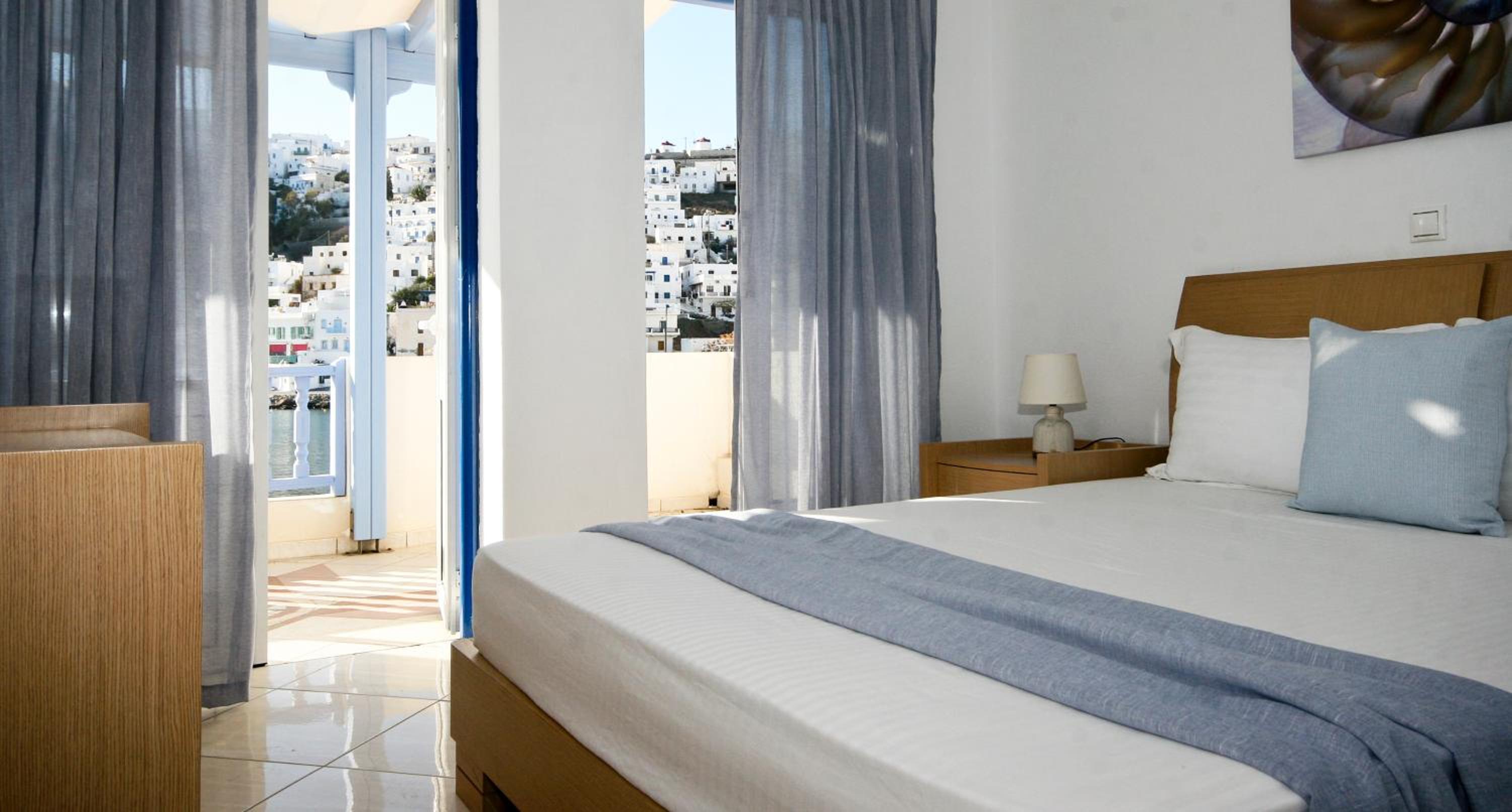 Vithos Seaside Aparthotel