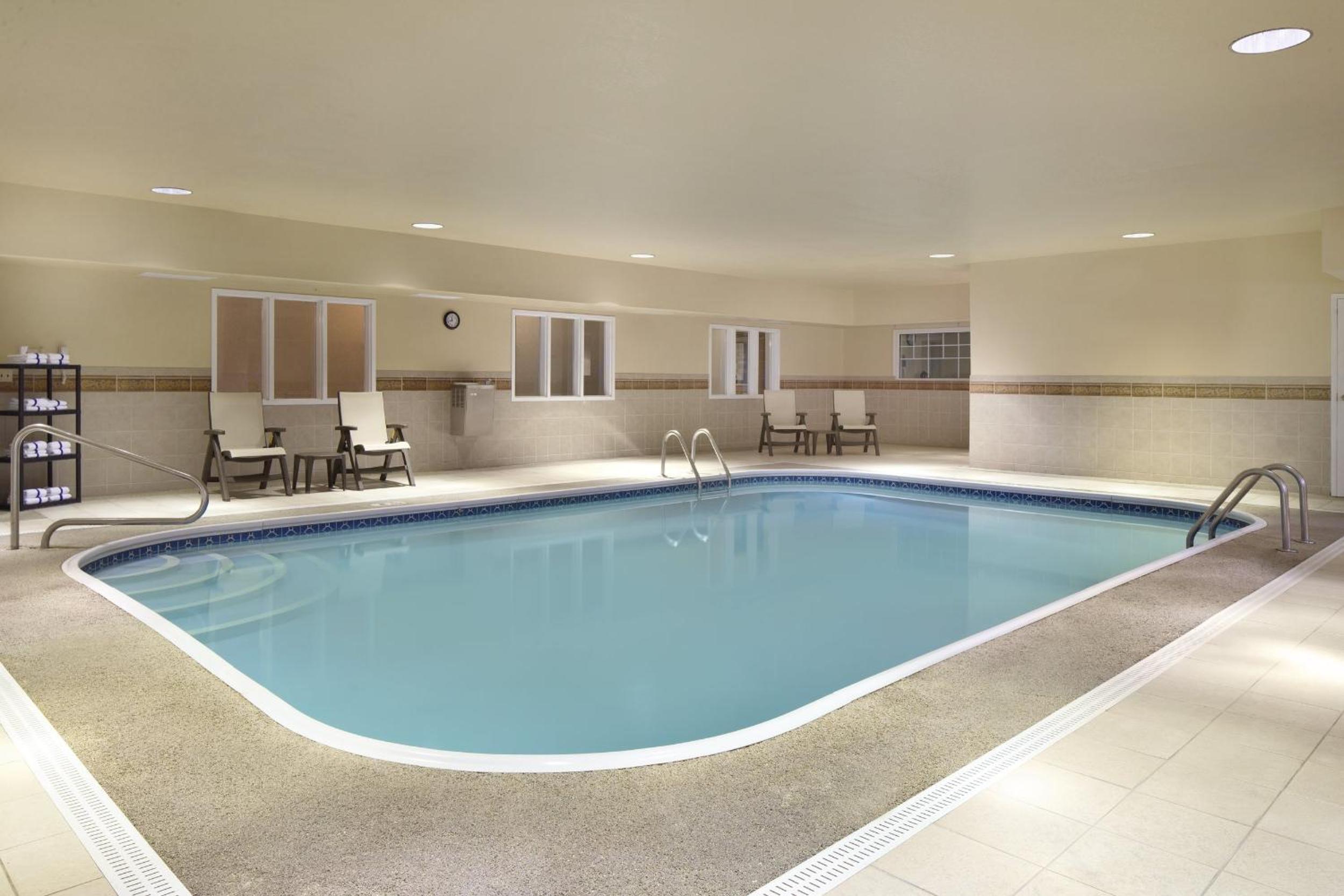 Country Inn & Suites by Radisson, Champaign North, IL, Fotografia 15