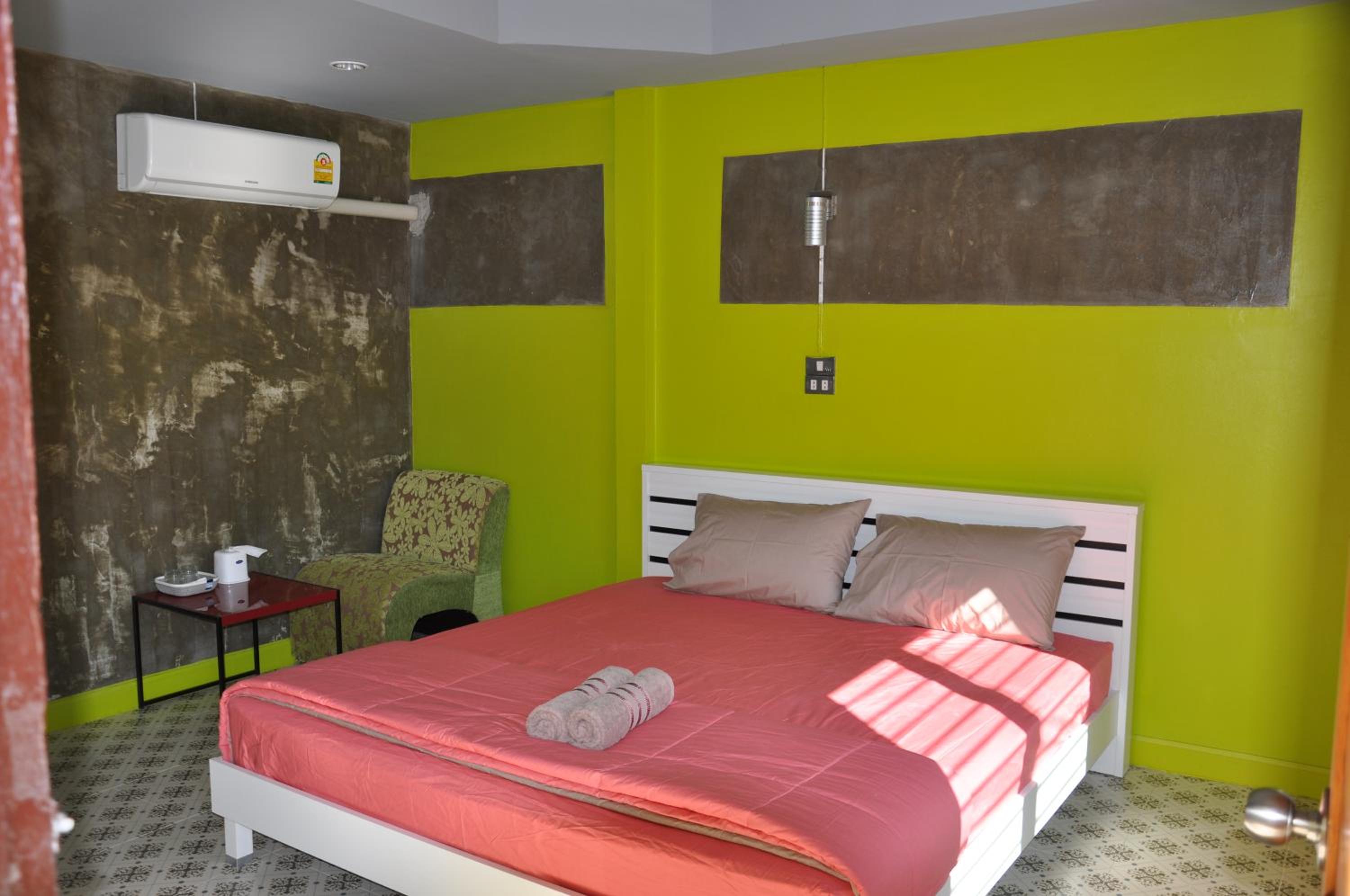 Feel Good Resort