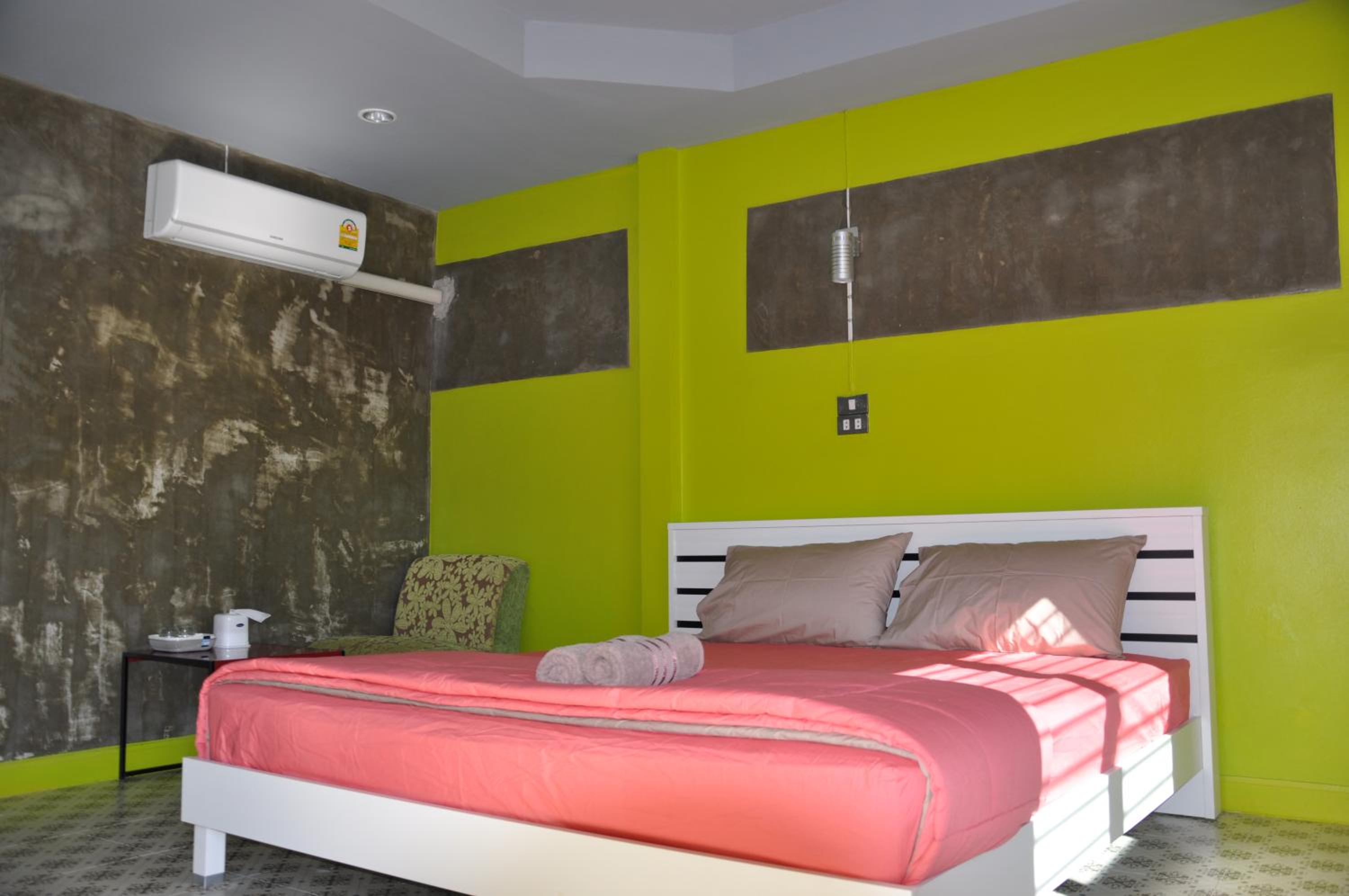 Feel Good Resort