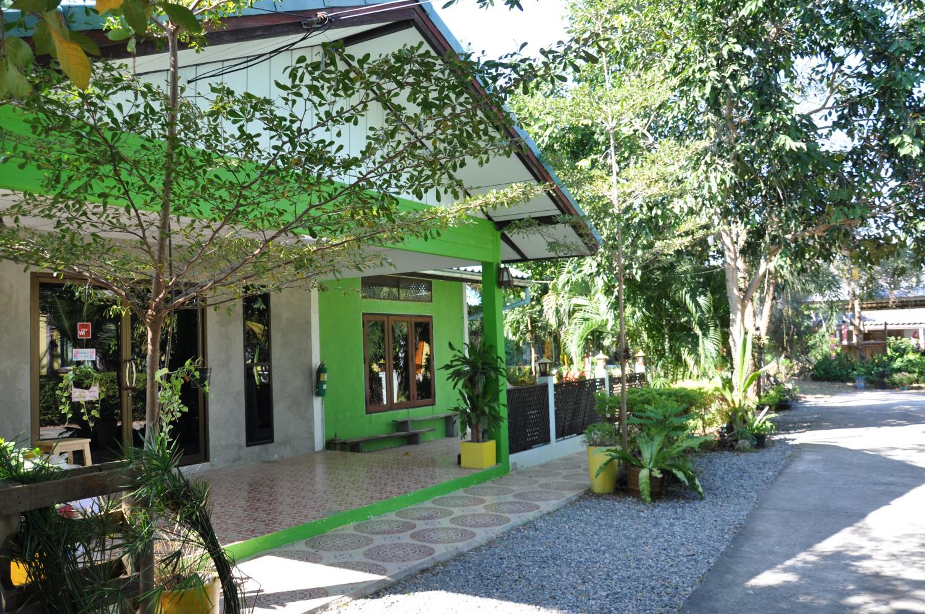 Feel Good Resort