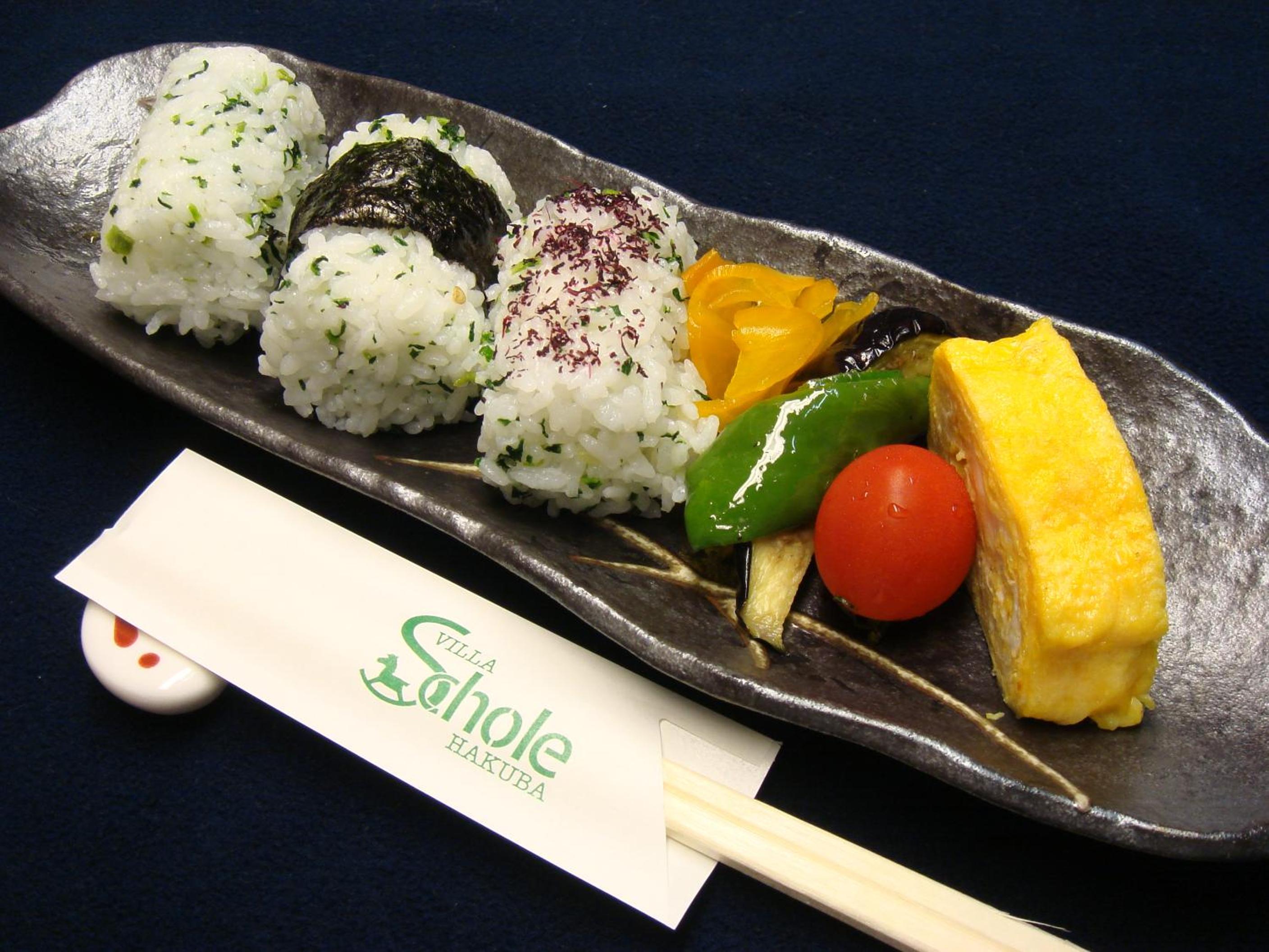 Schole Hakuba