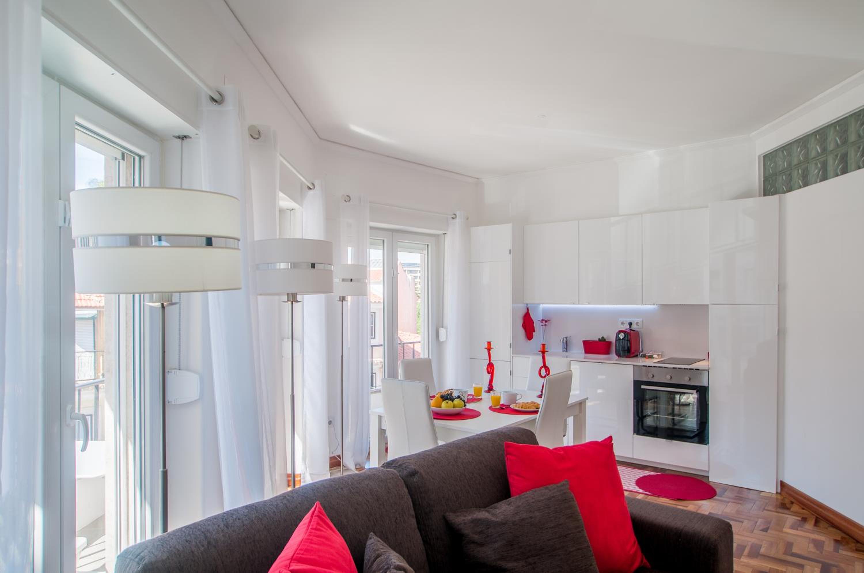 City Center Stylish Apartment view 2