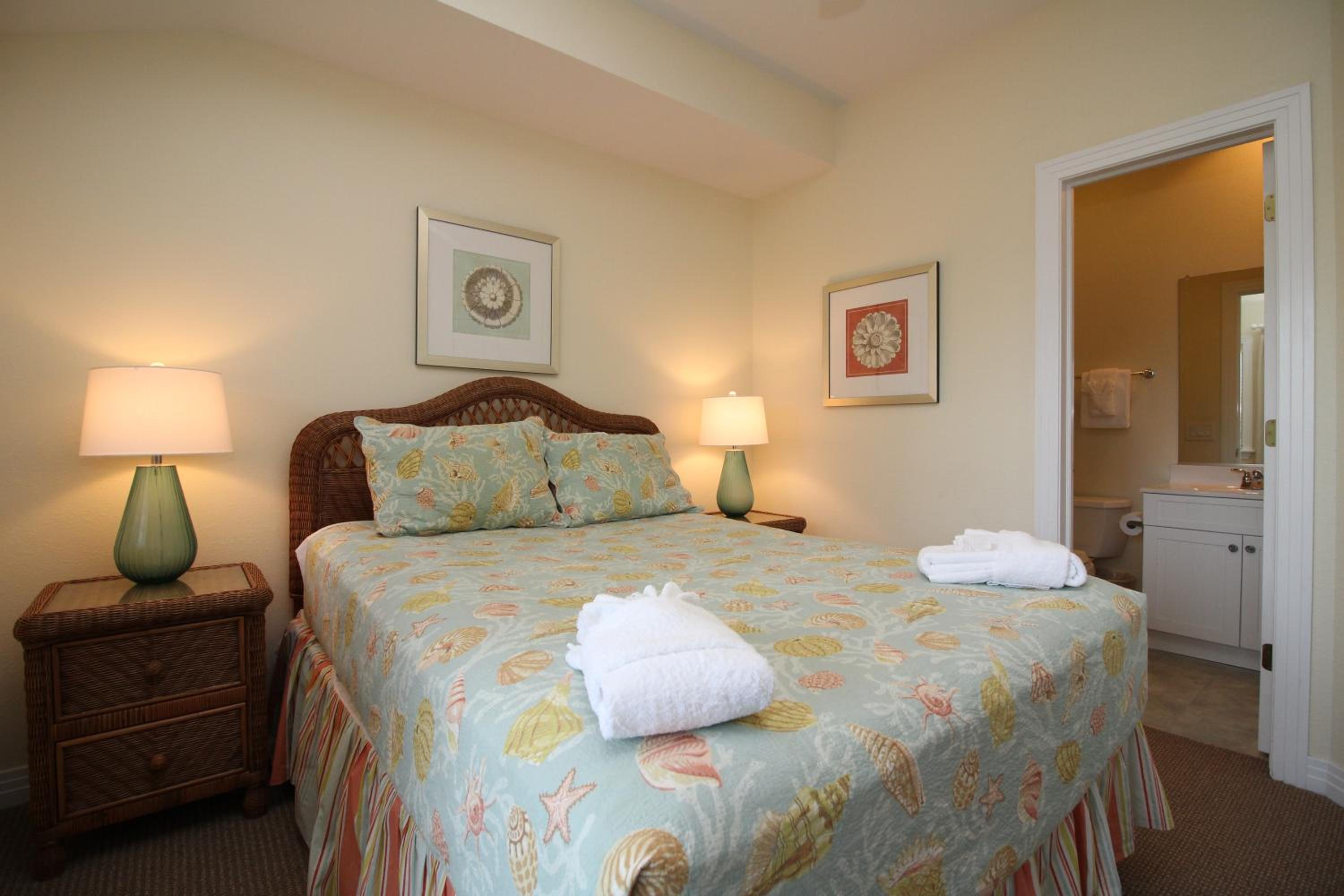 Cambridge Cove at Bermuda Bay by Kees Vacations