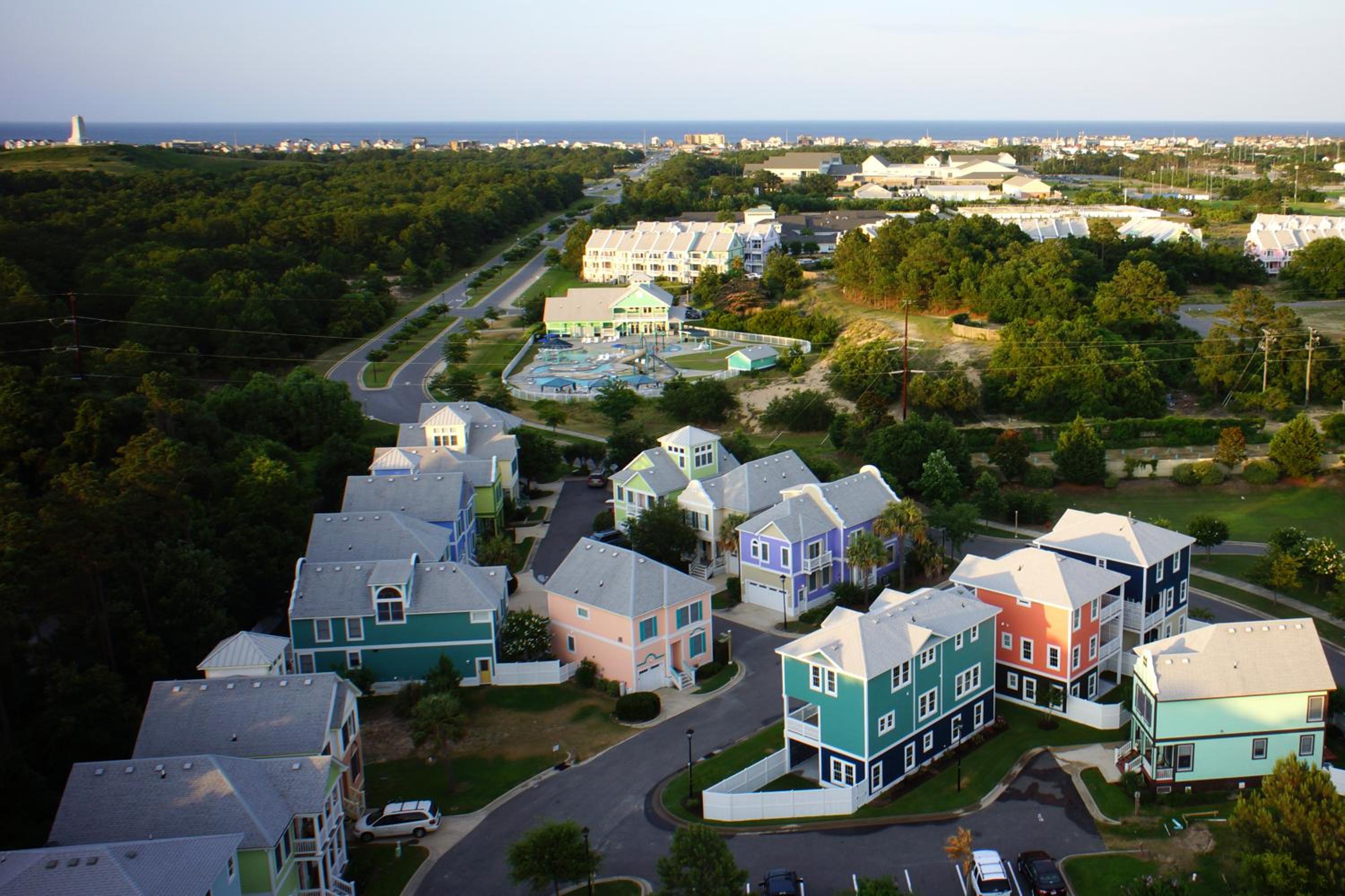 Cambridge Cove at Bermuda Bay by Kees Vacations