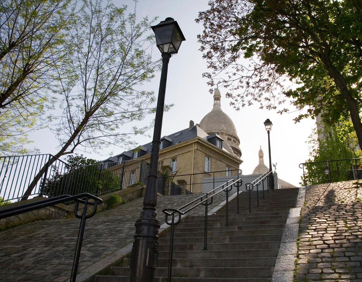 Duplex de charme au Coeur de Montmartre