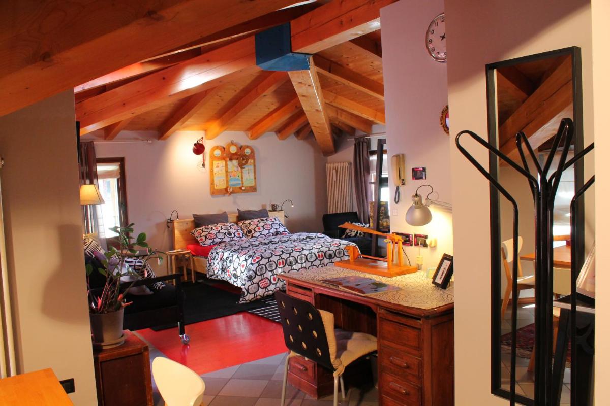 Photo 11