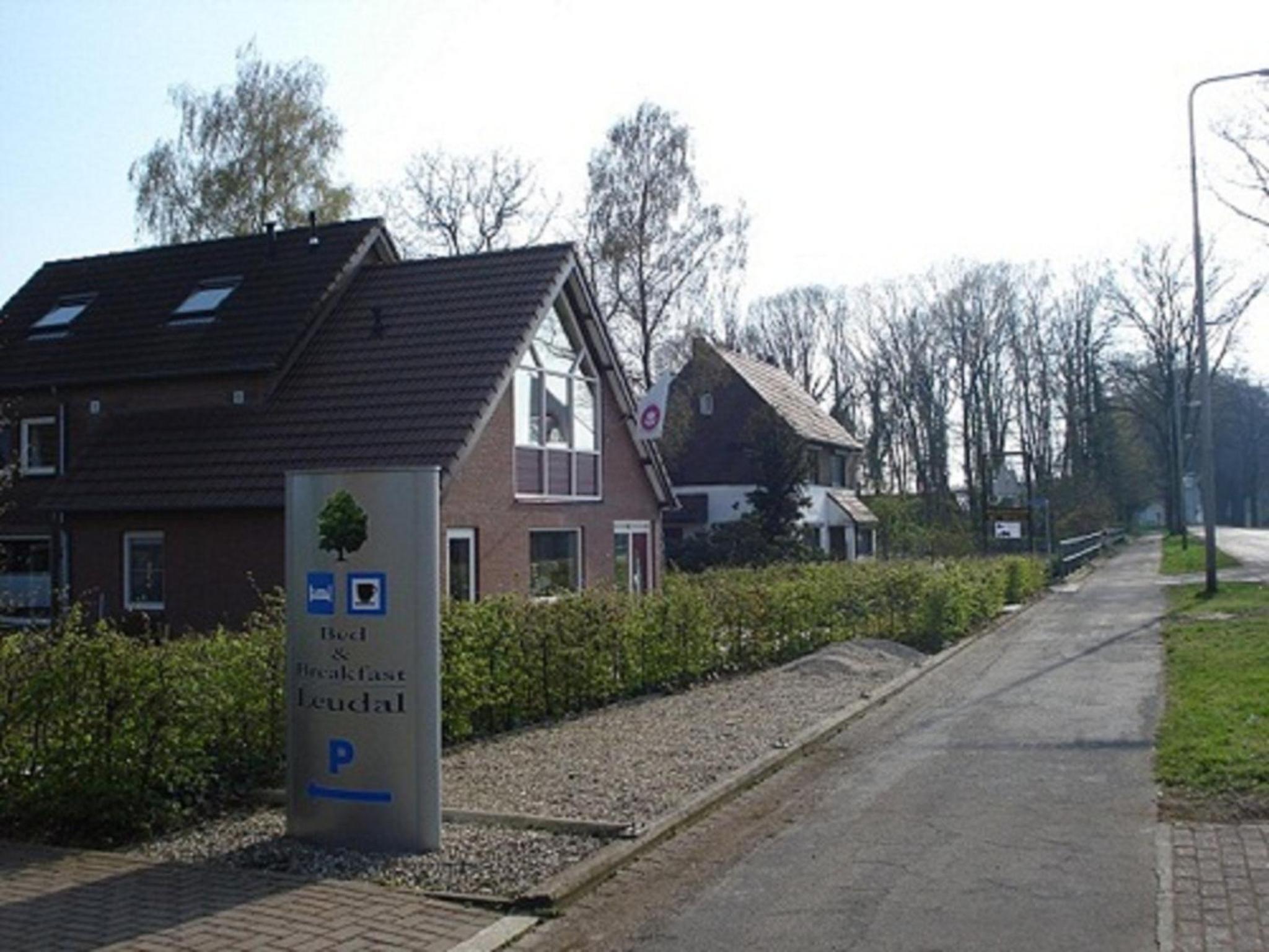 Photo 40