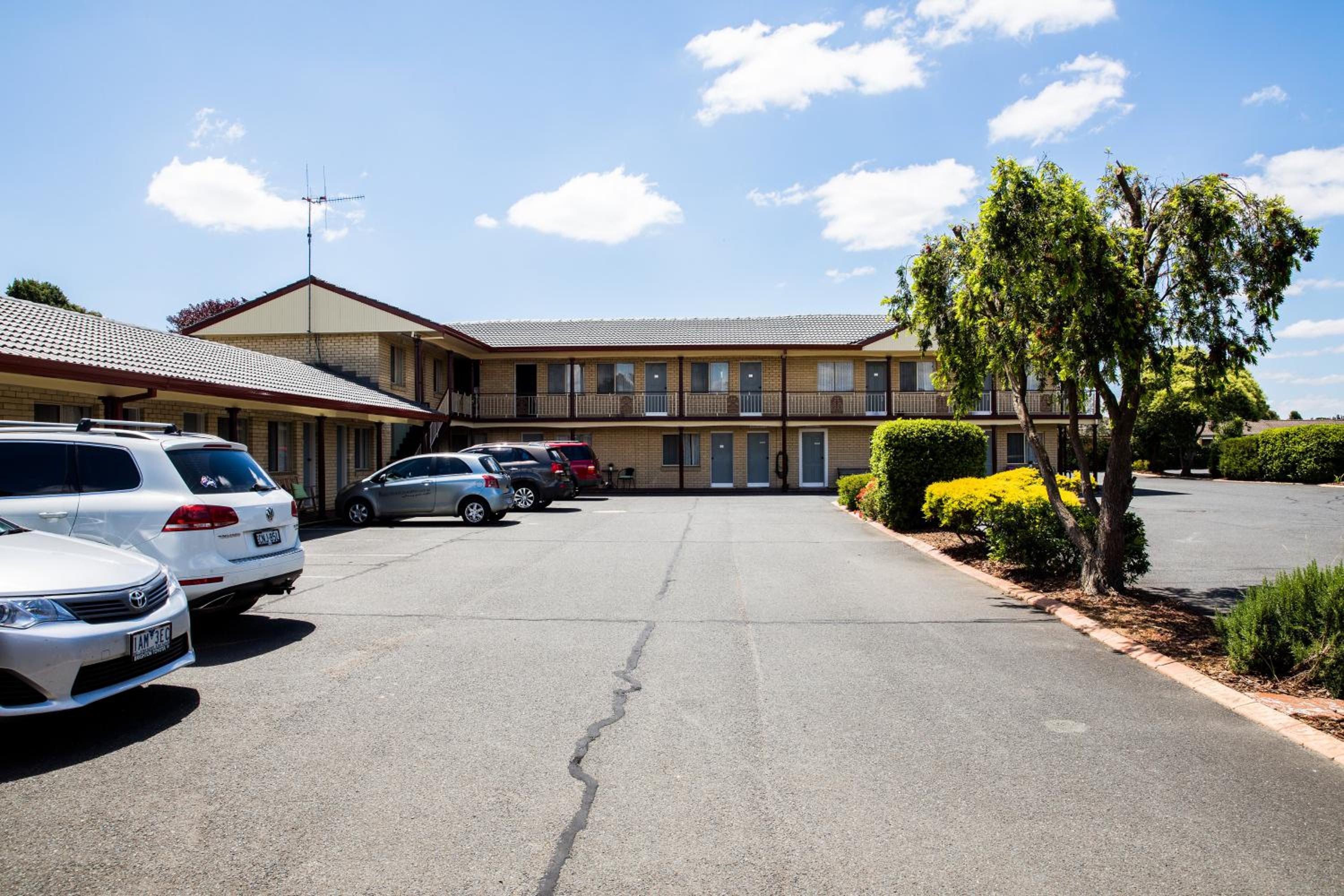 Lilac City Motor Inn