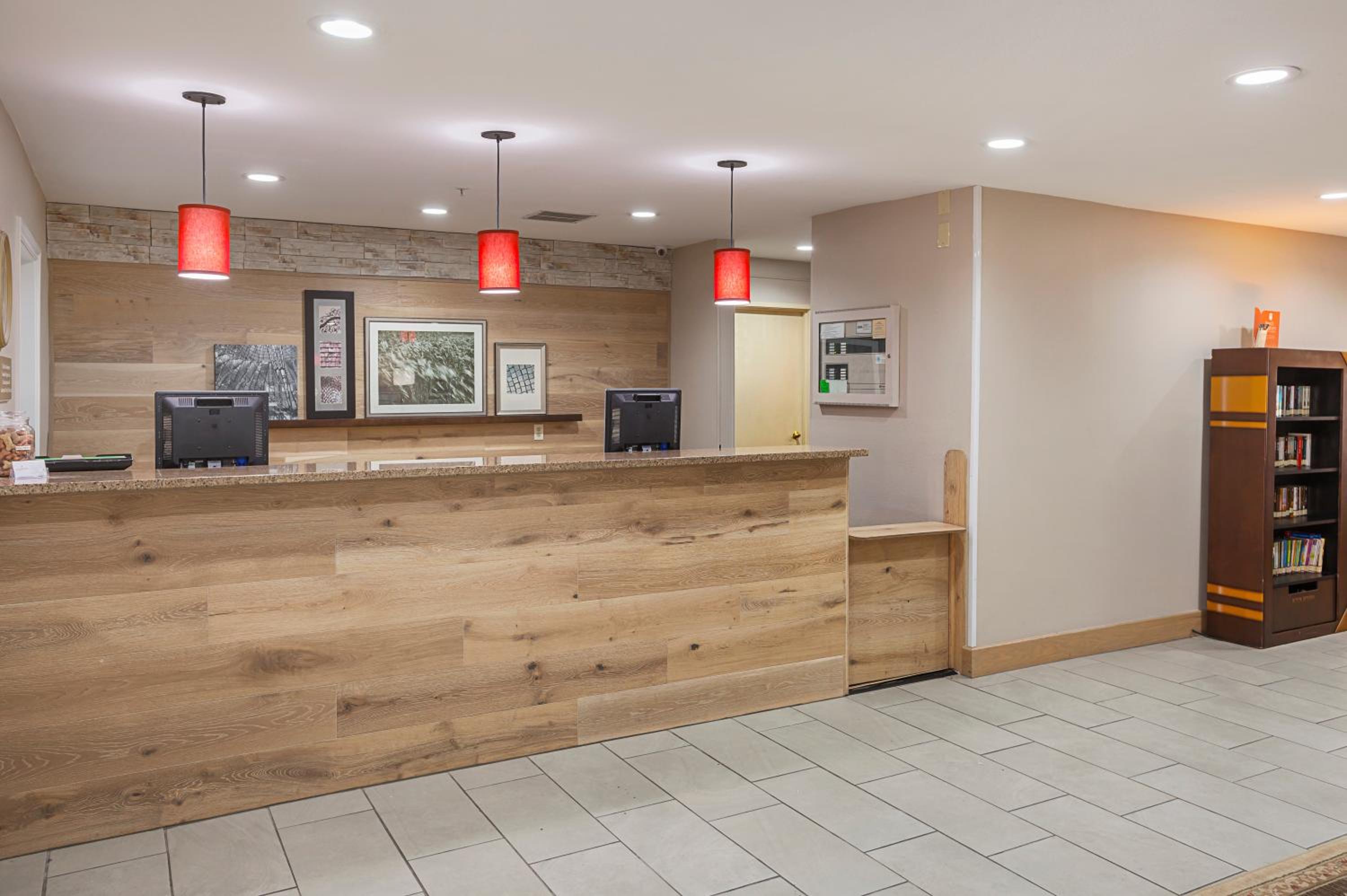Country Inn  Suites by Radisson, Lewisville, TX - Property Image 2