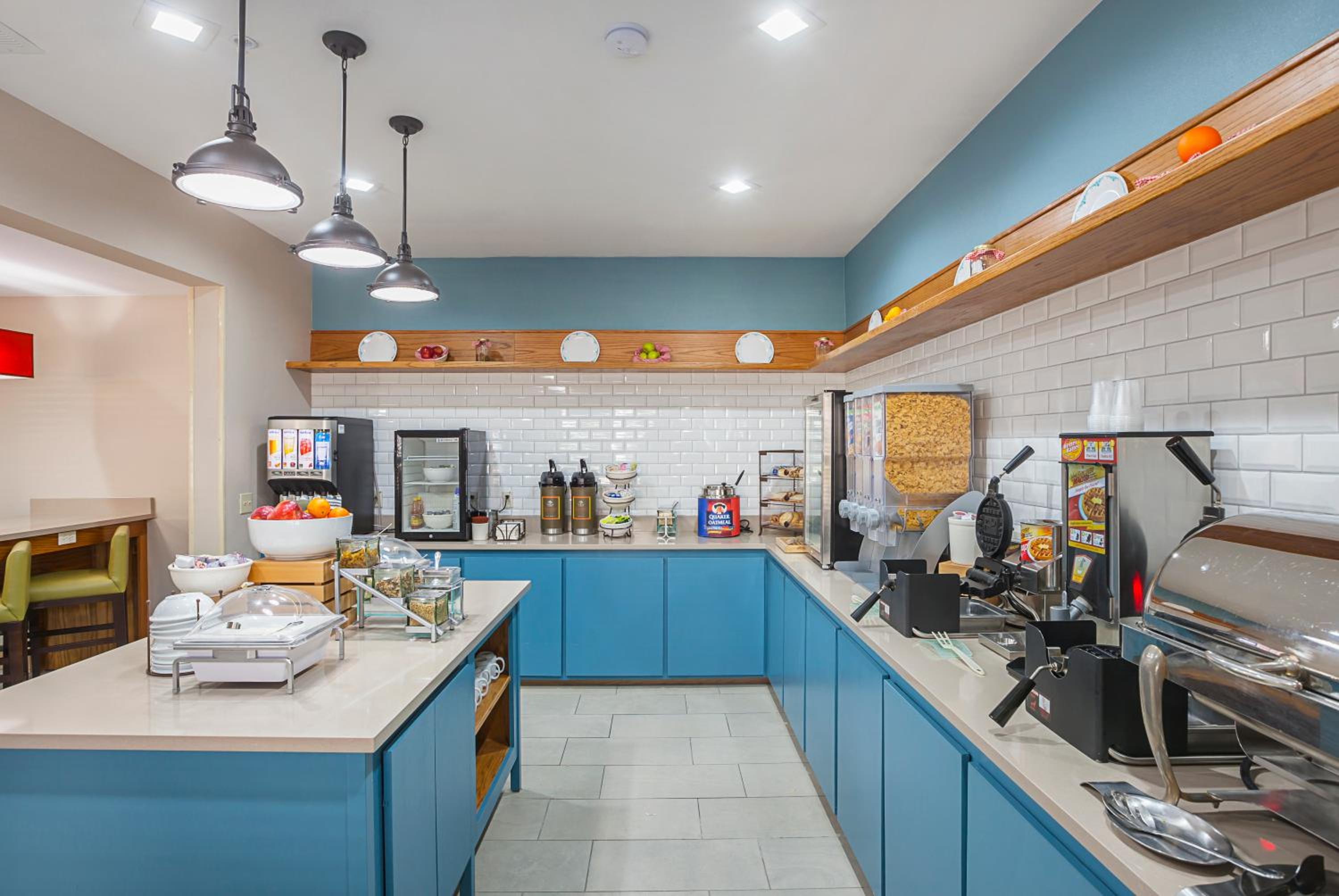 Country Inn Suites by Radisson, Lewisville, TX - Property Image 36