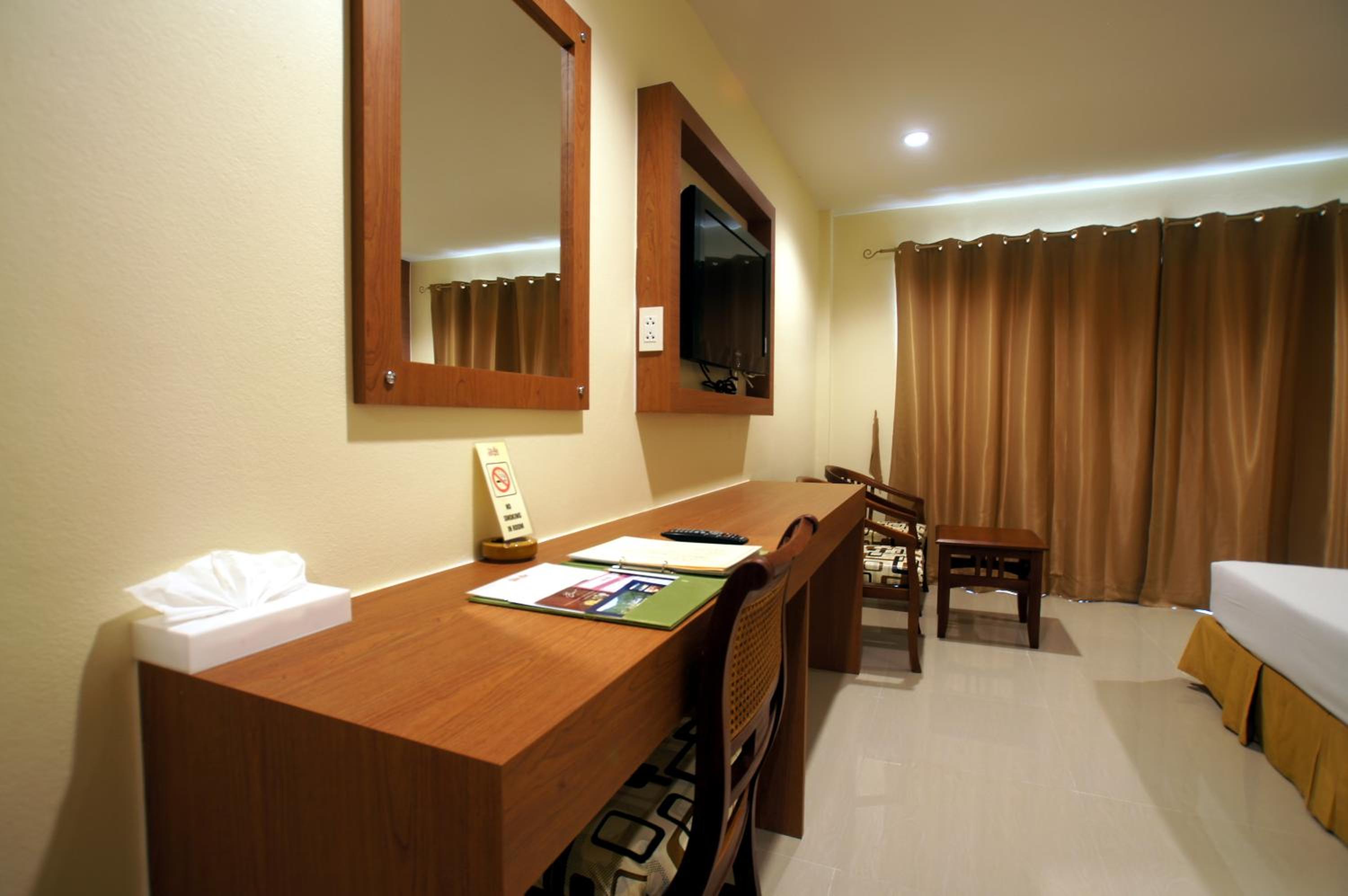 Khaolak Sunset Resort - Adults Only - SHA Extra Plus