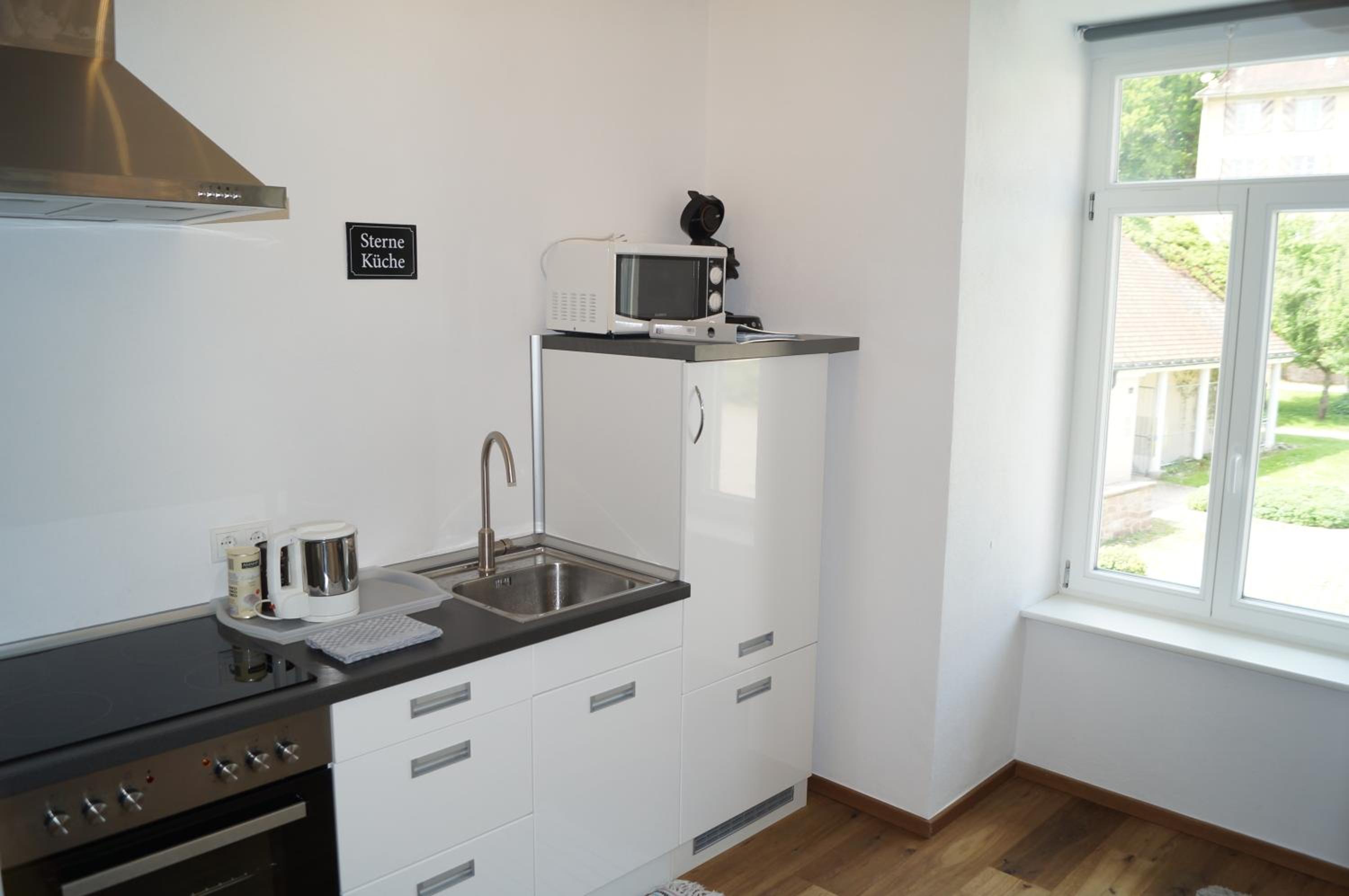 Loft Style Studio - historic old town view 4