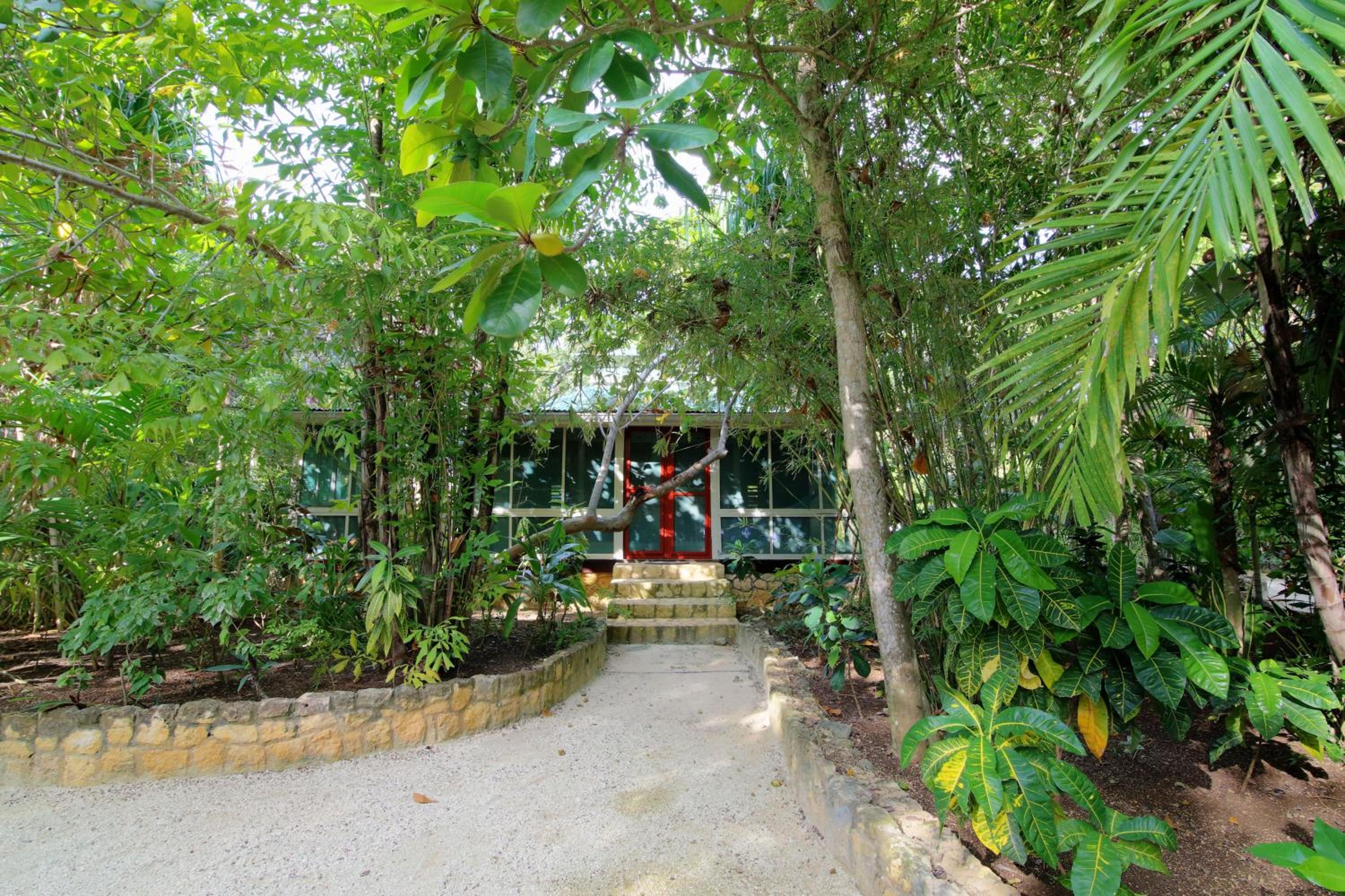 Tingalaya's Retreat