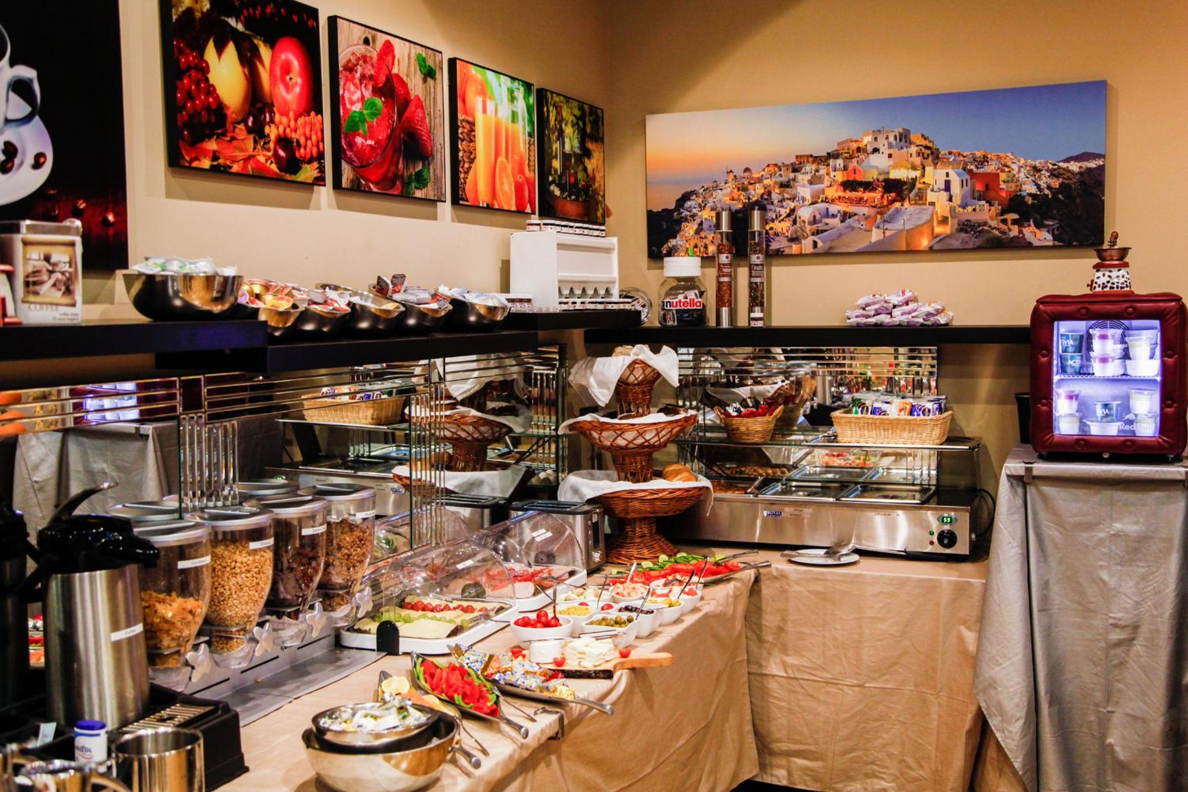 Dortmund Vacations - LivInn Hotel - Property Image 6