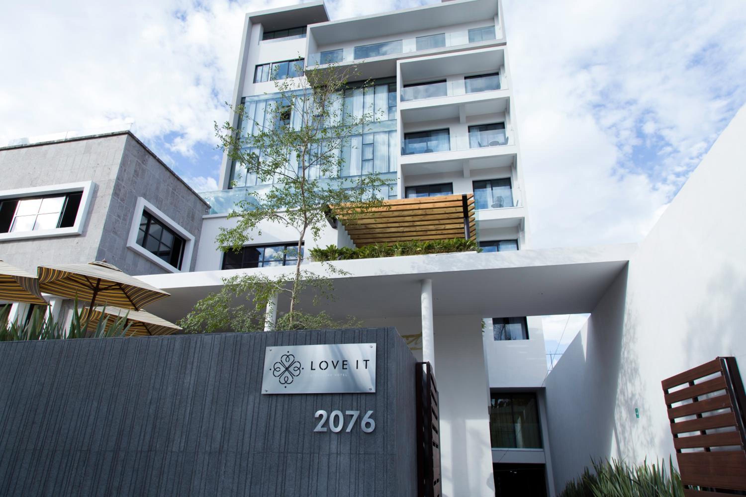Hotel Love It CAS Consulado - Image 1