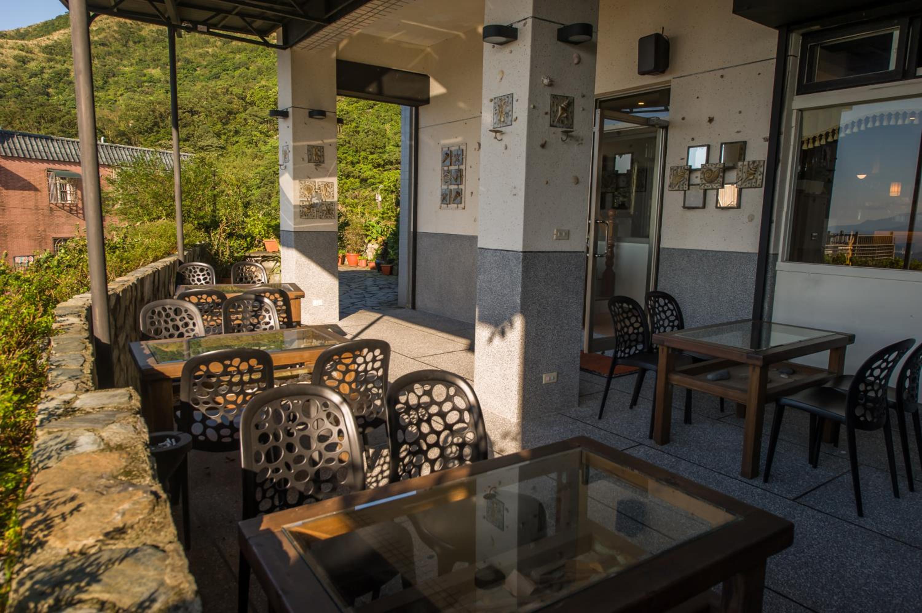 Jiufen HappyLand B&B
