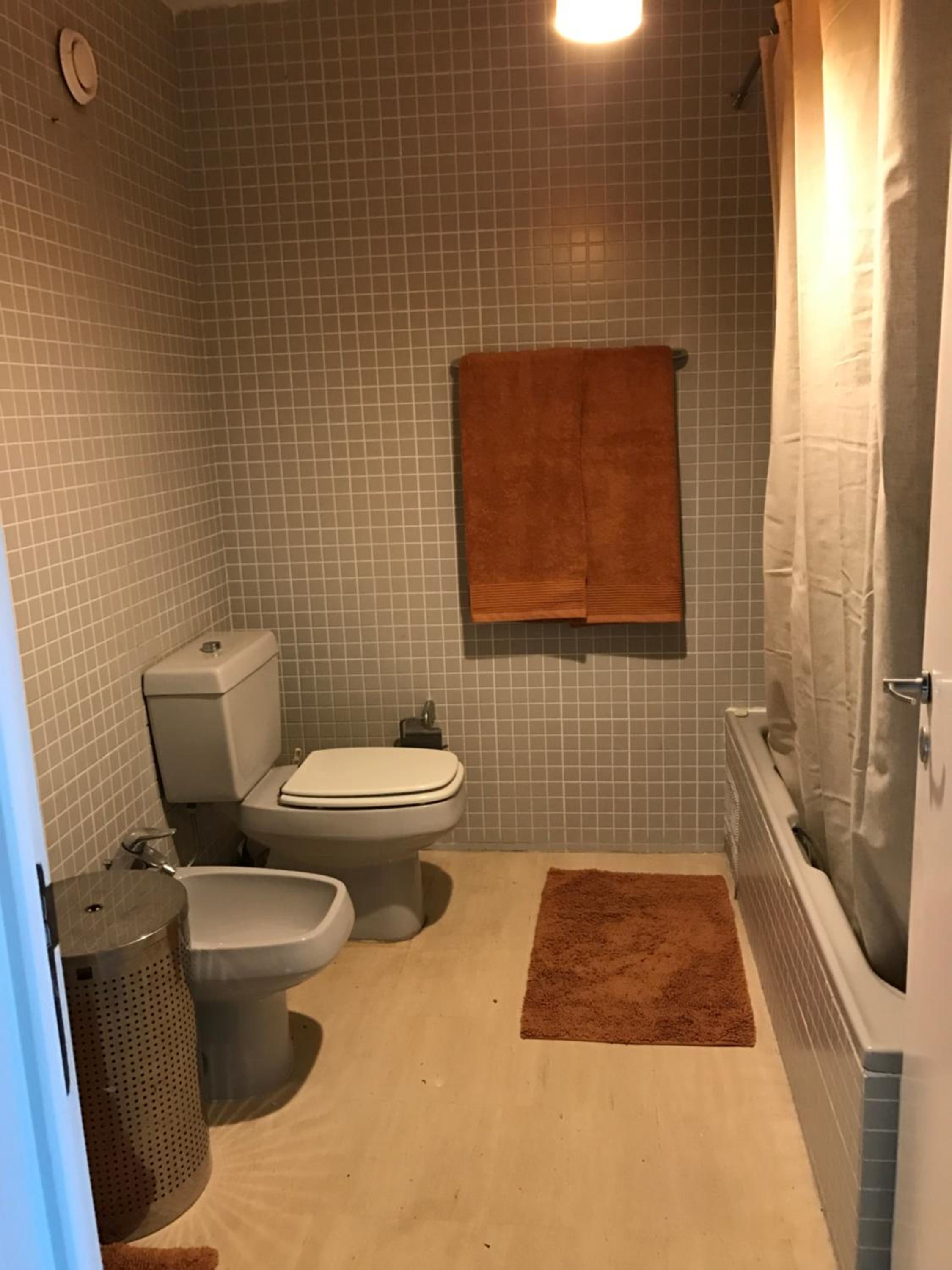 Chiado Glamorous Design Apartment view 4