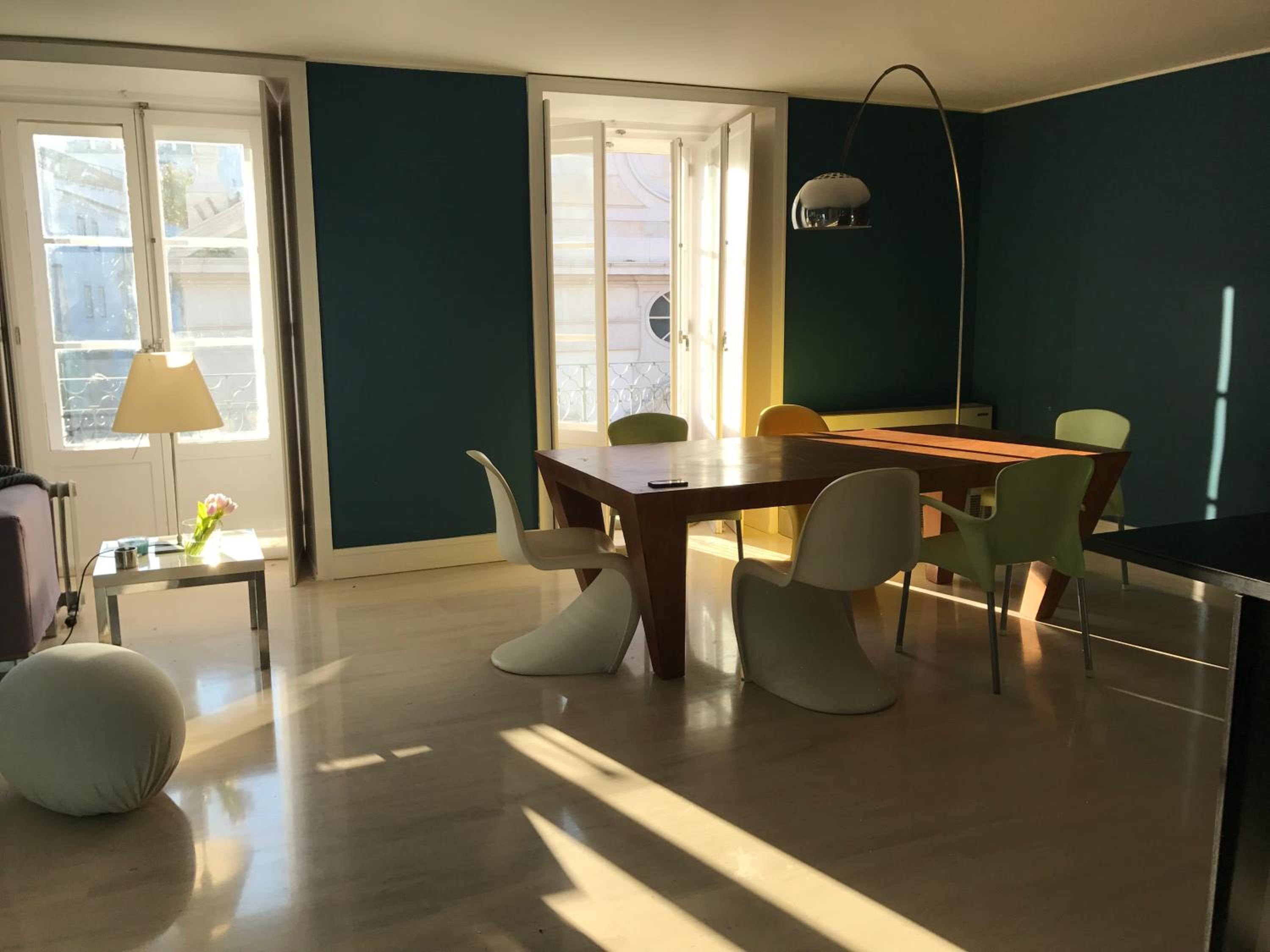Chiado Glamorous Design Apartment view 5