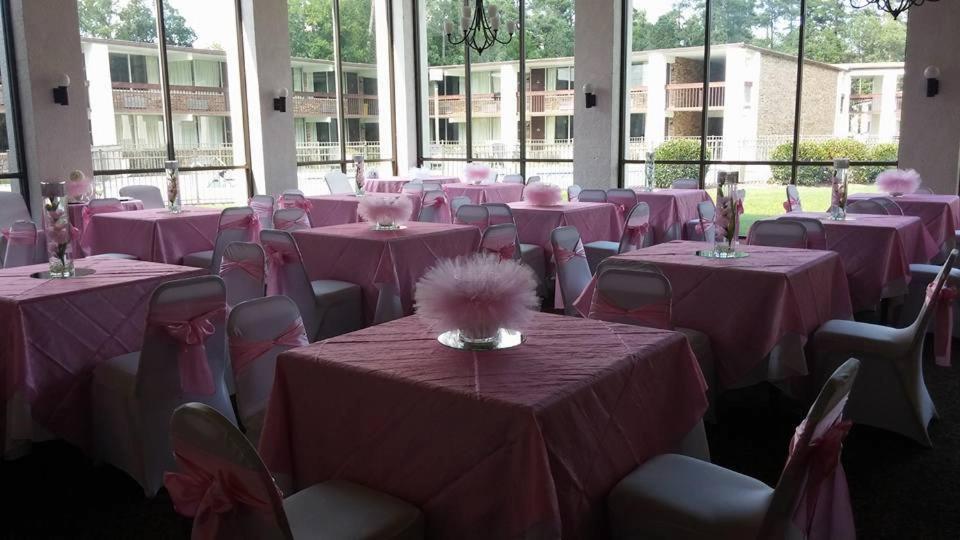 Landmark Inn