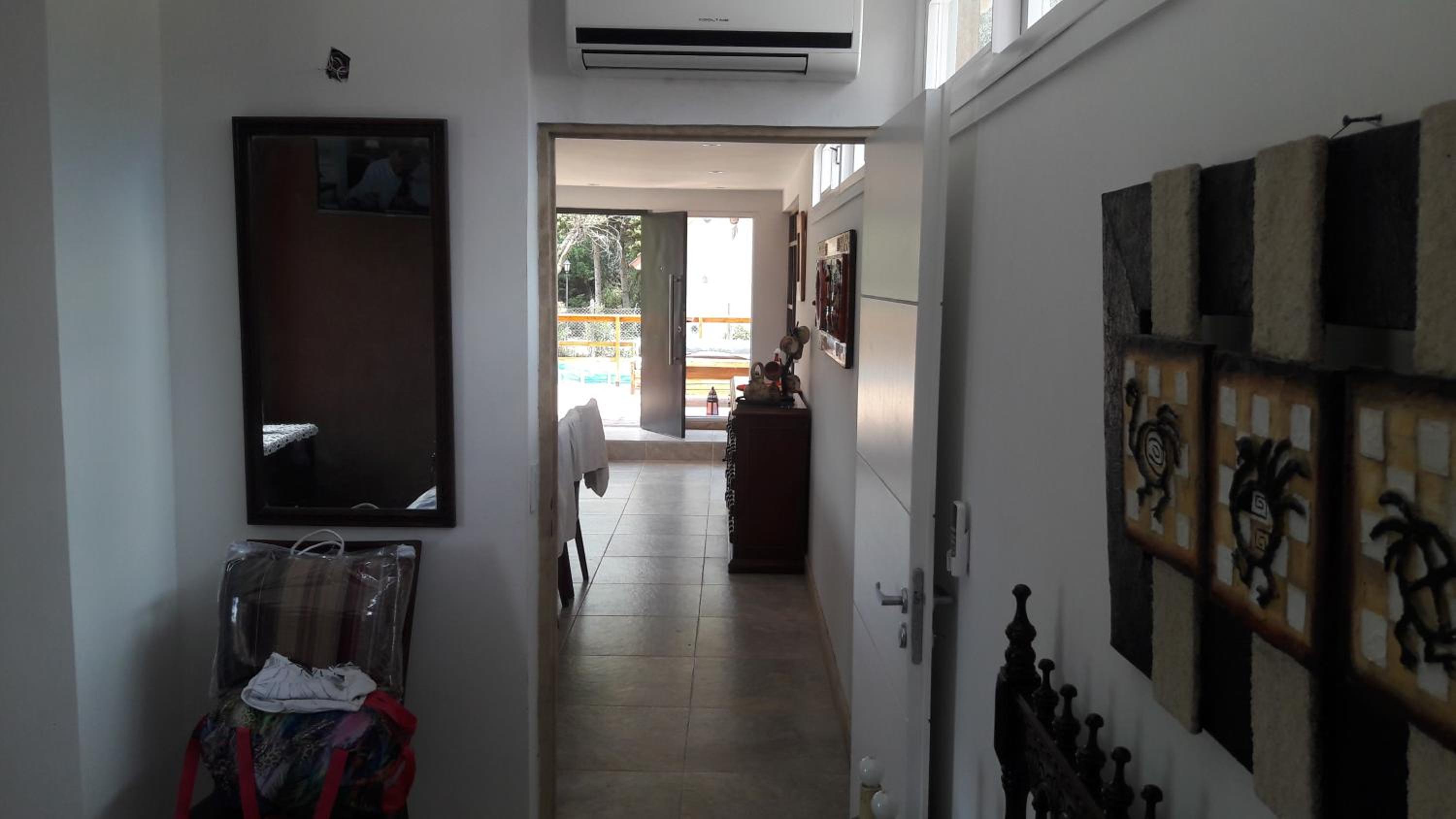 Departamento con parque a metros del mar