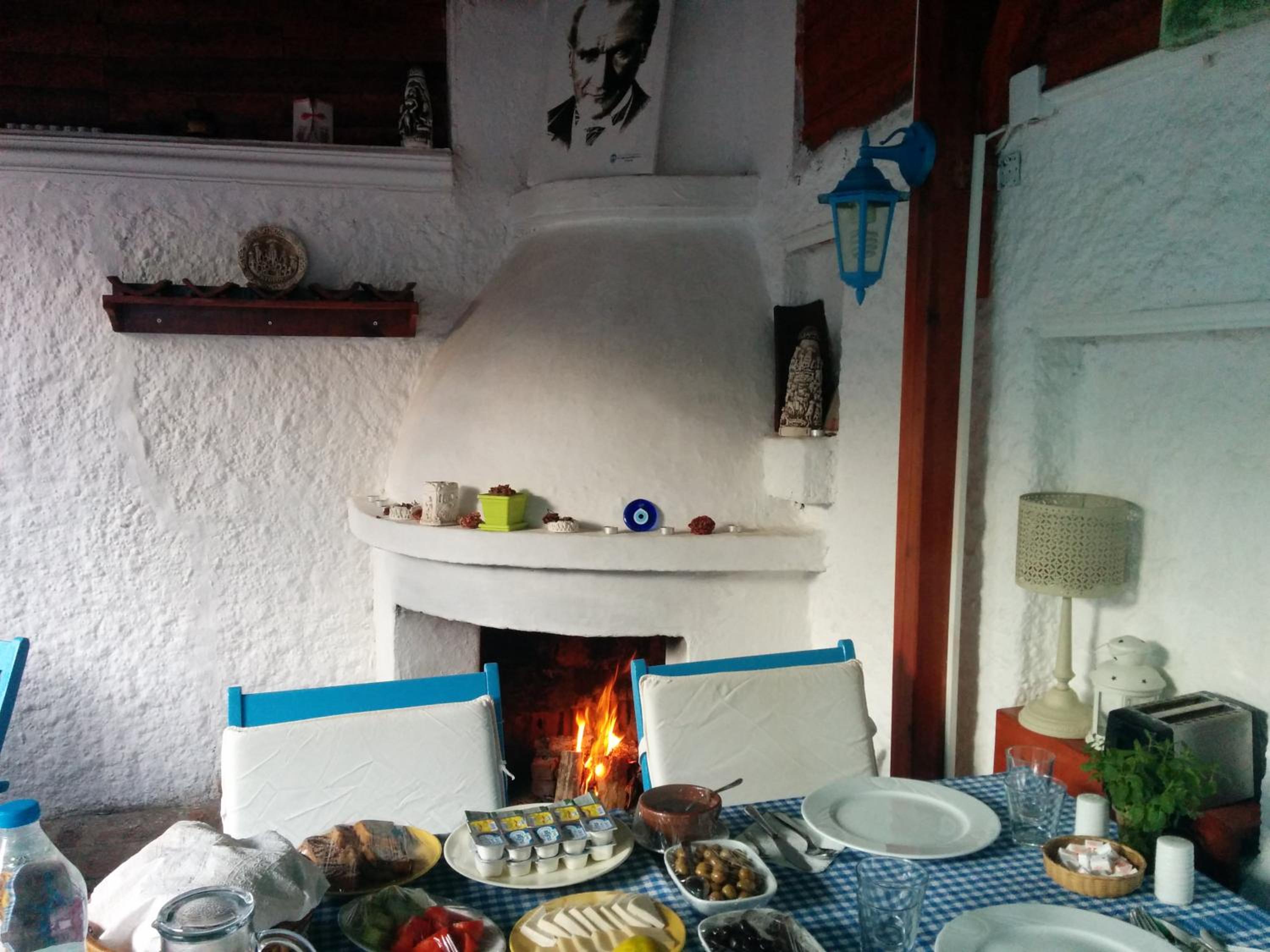 Photo 6