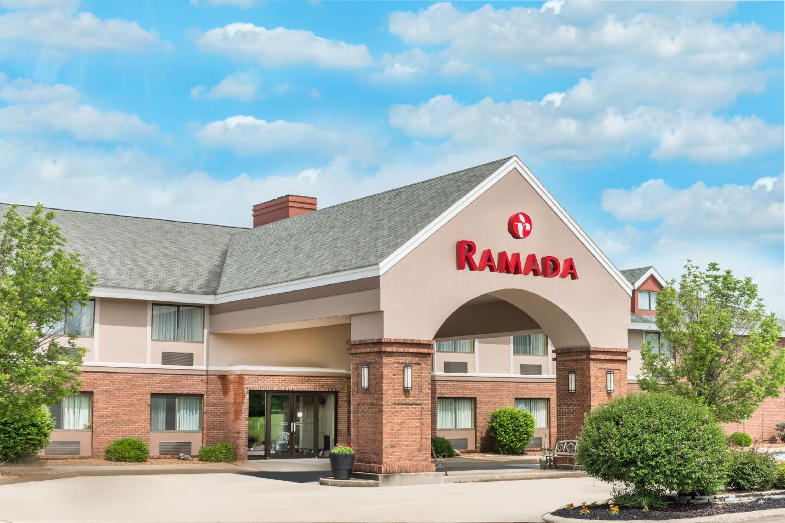 Ramada by Wyndham Vandalia view 2
