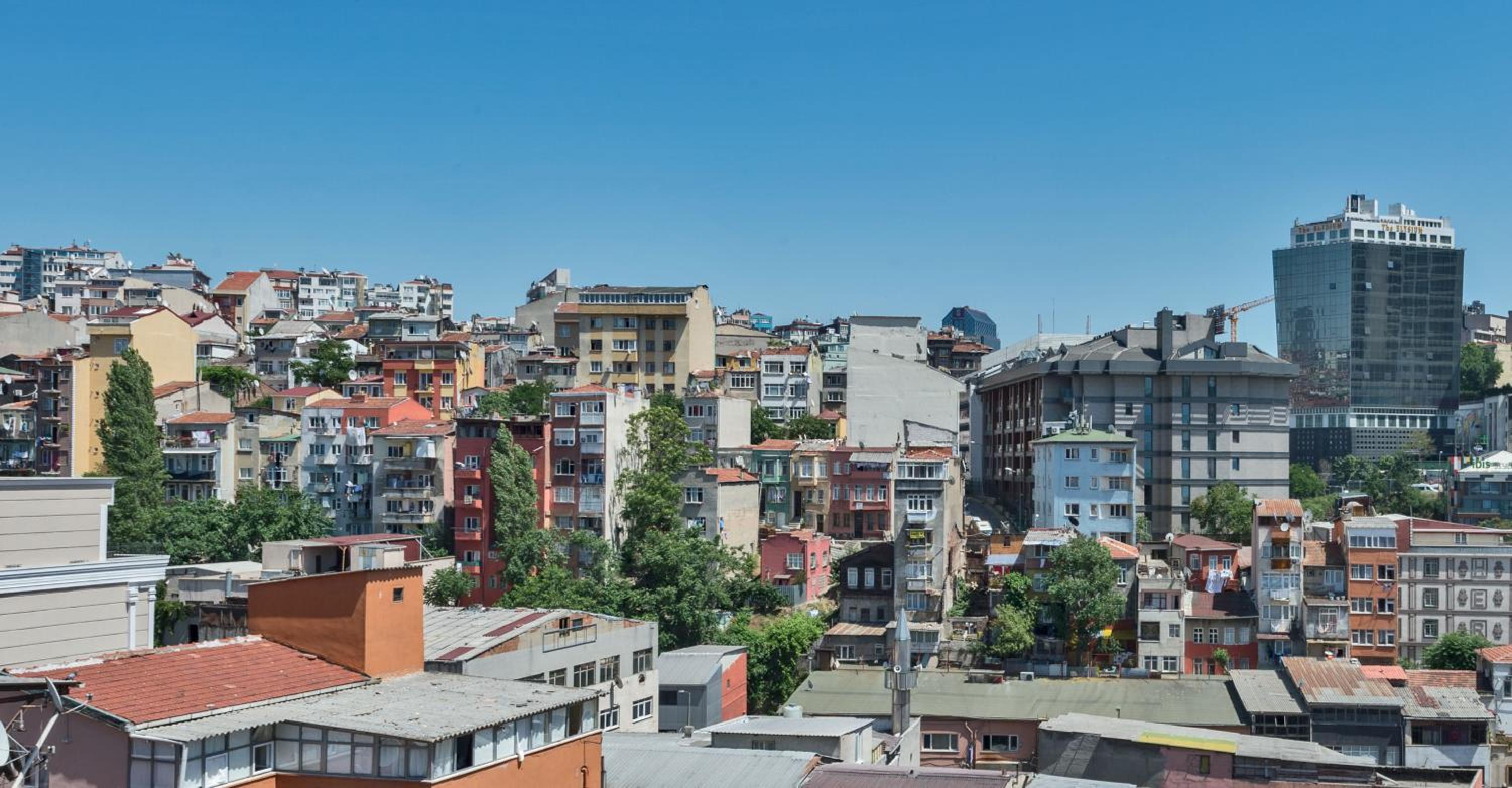 Gen Suites - Image 7