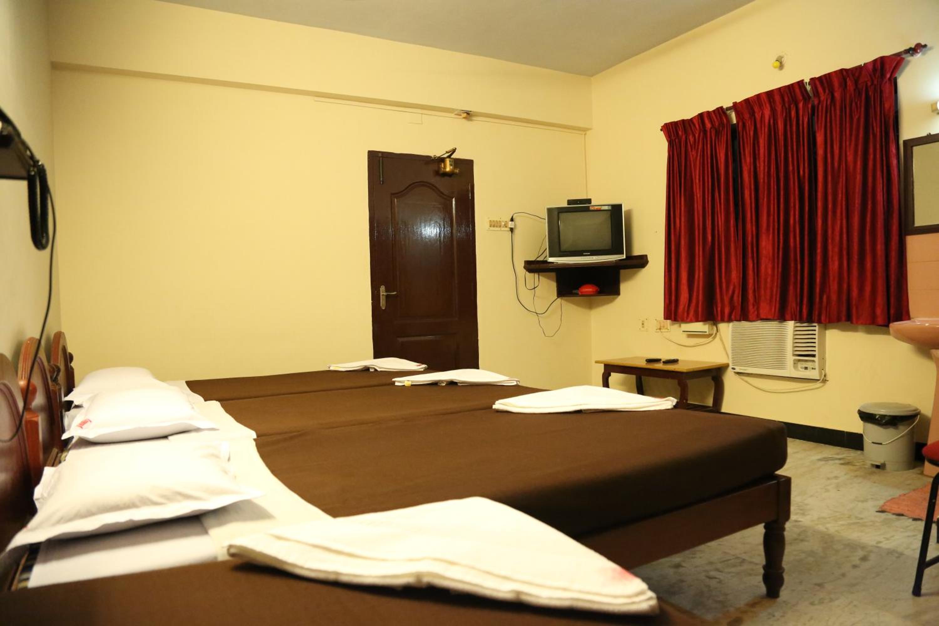 Rmc travellers inn view 3